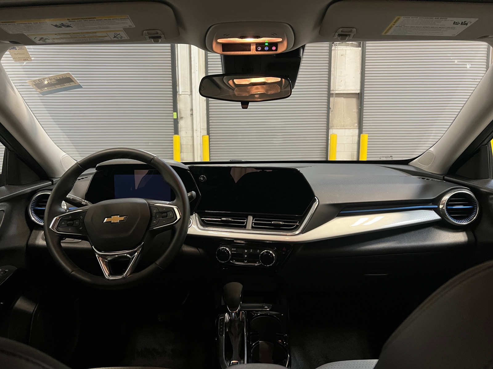 Thumbnail: 2025 Chevrolet Trax - 3
