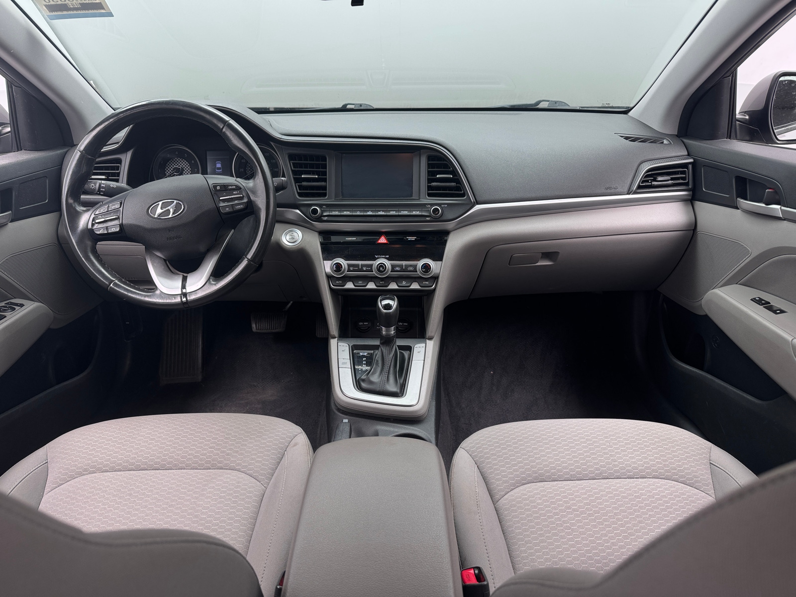 Thumbnail: 2020 Hyundai Elantra - 3