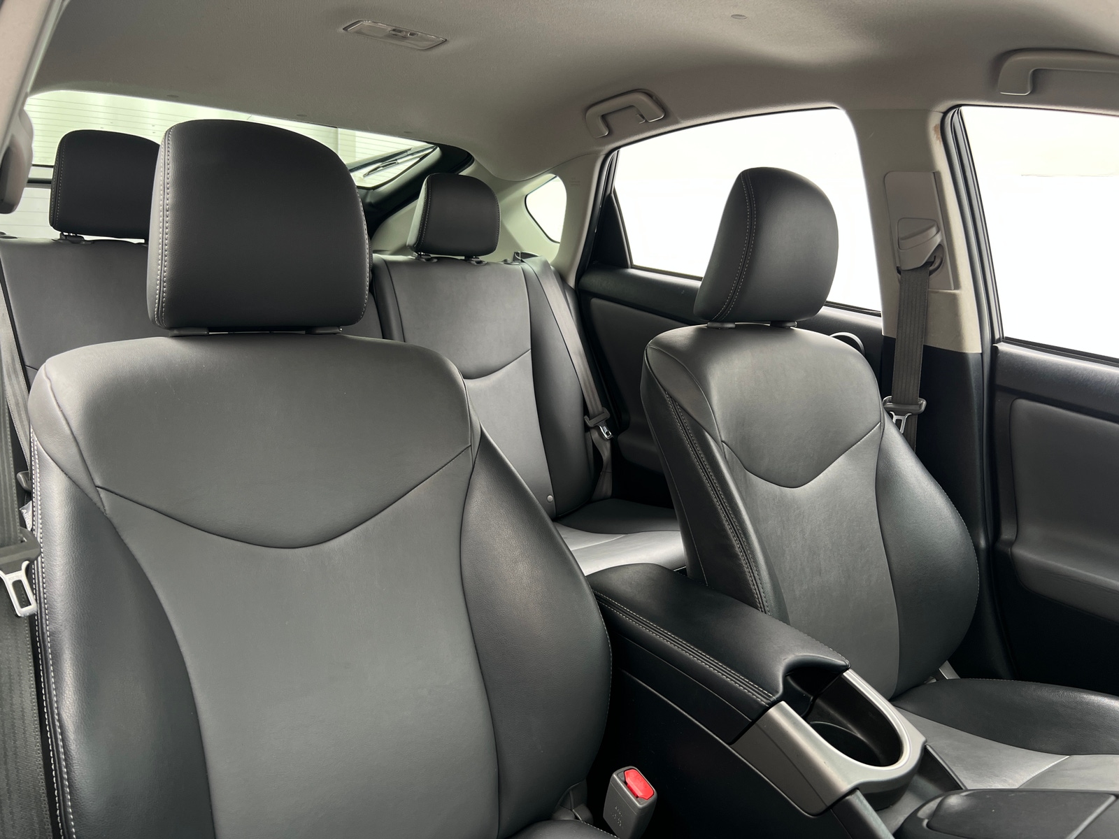 Thumbnail: 2014 Toyota Prius - 2