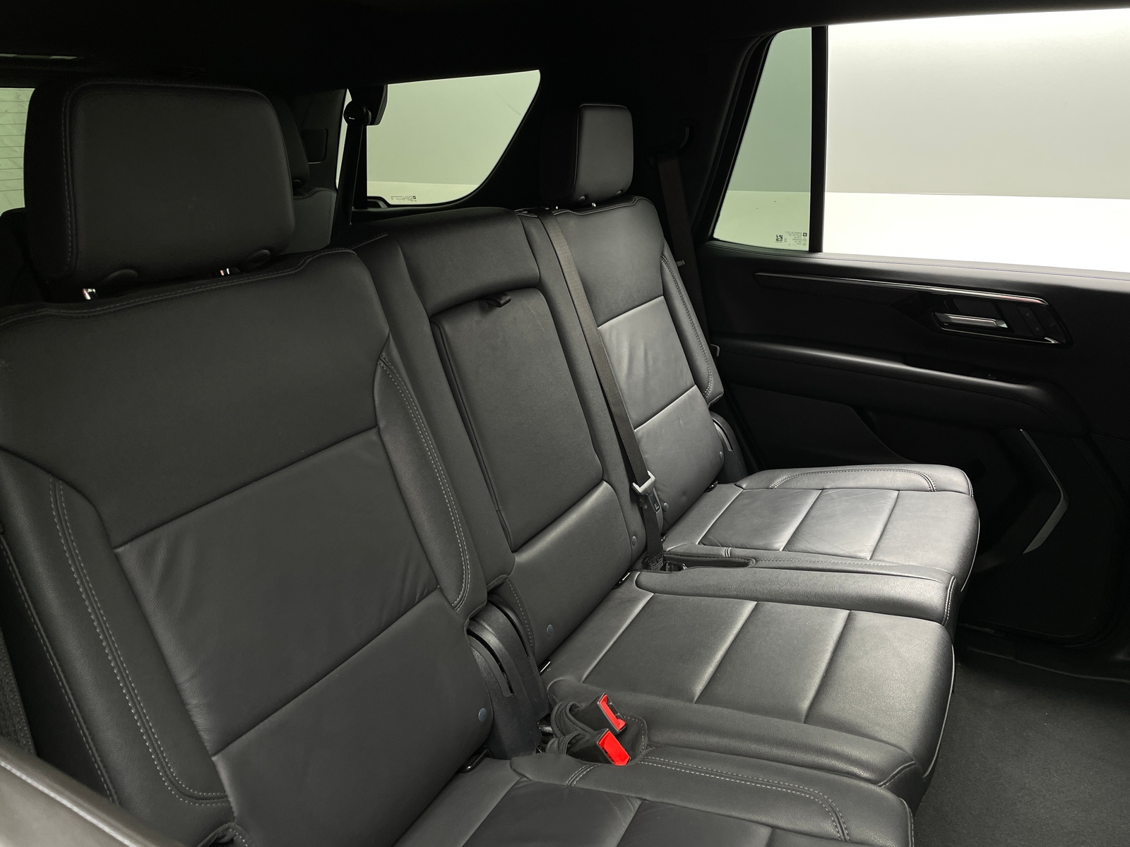 Thumbnail: 2025 Chevrolet Tahoe - 5