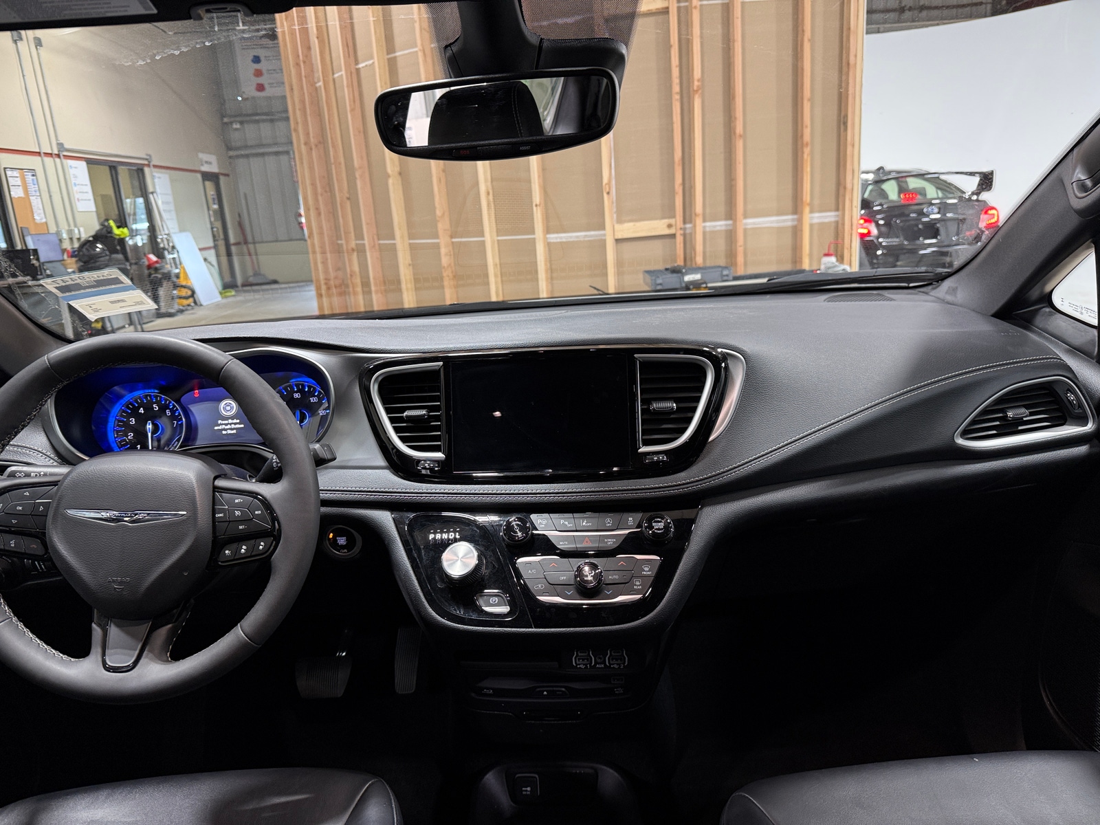 Thumbnail: 2024 Chrysler Pacifica - 2