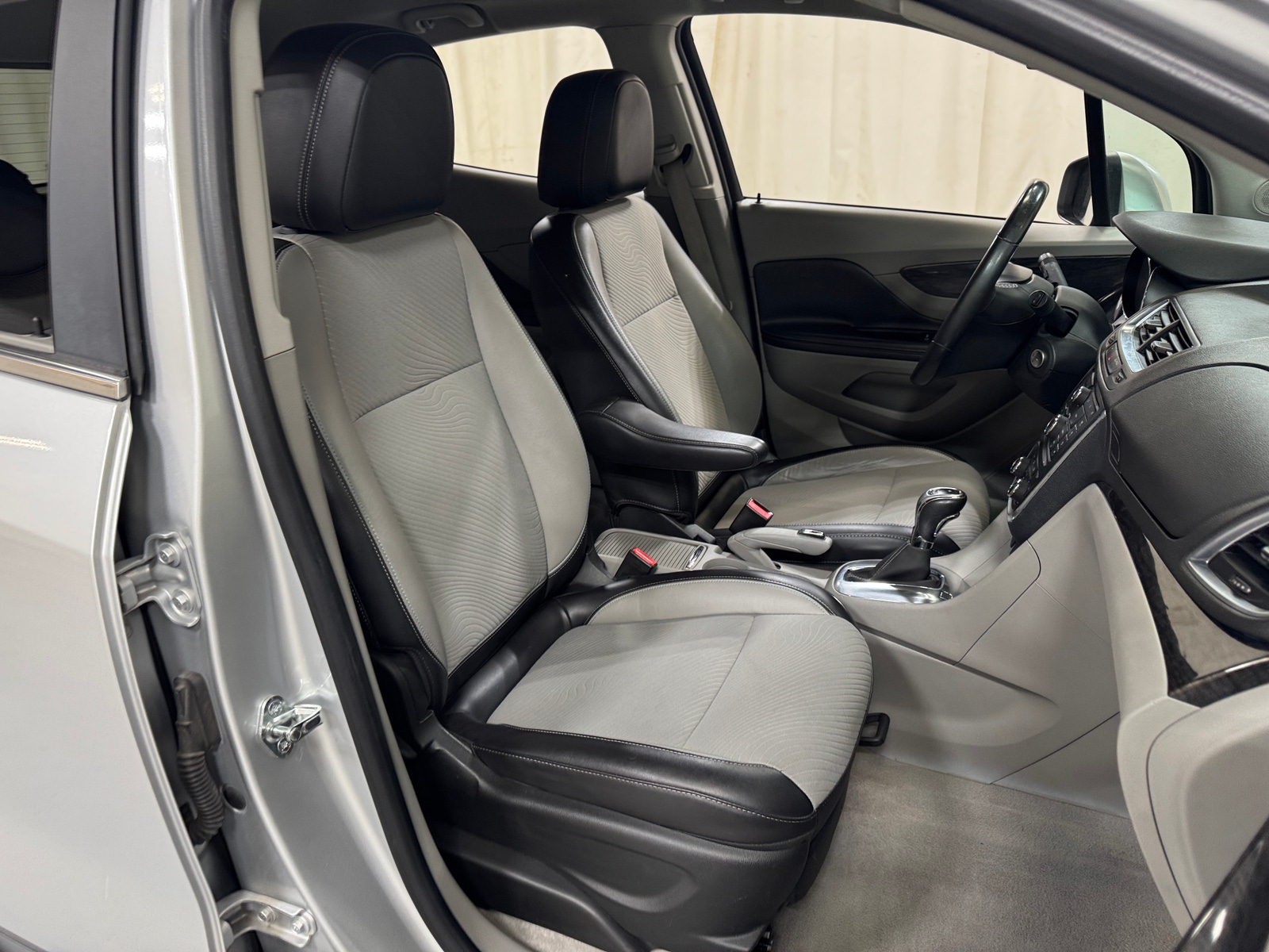 Thumbnail: 2014 Buick Encore - 2