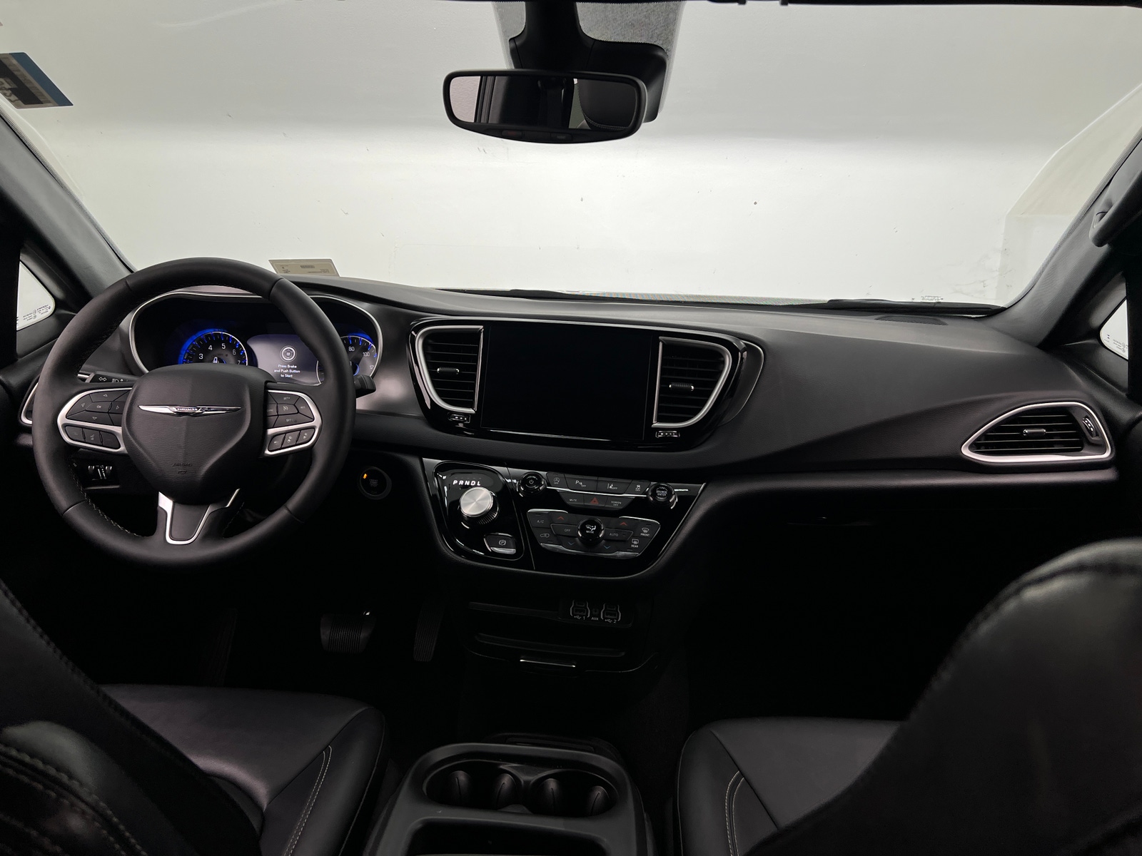 Thumbnail: 2025 Chrysler Pacifica - 2