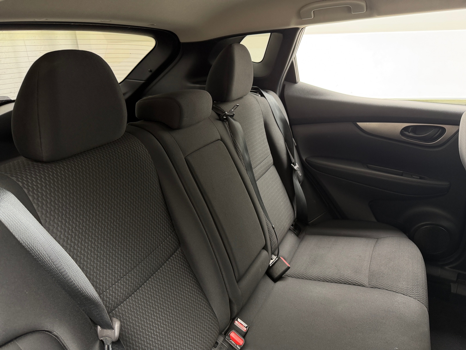 Thumbnail: 2020 Nissan Rogue Sport - 6