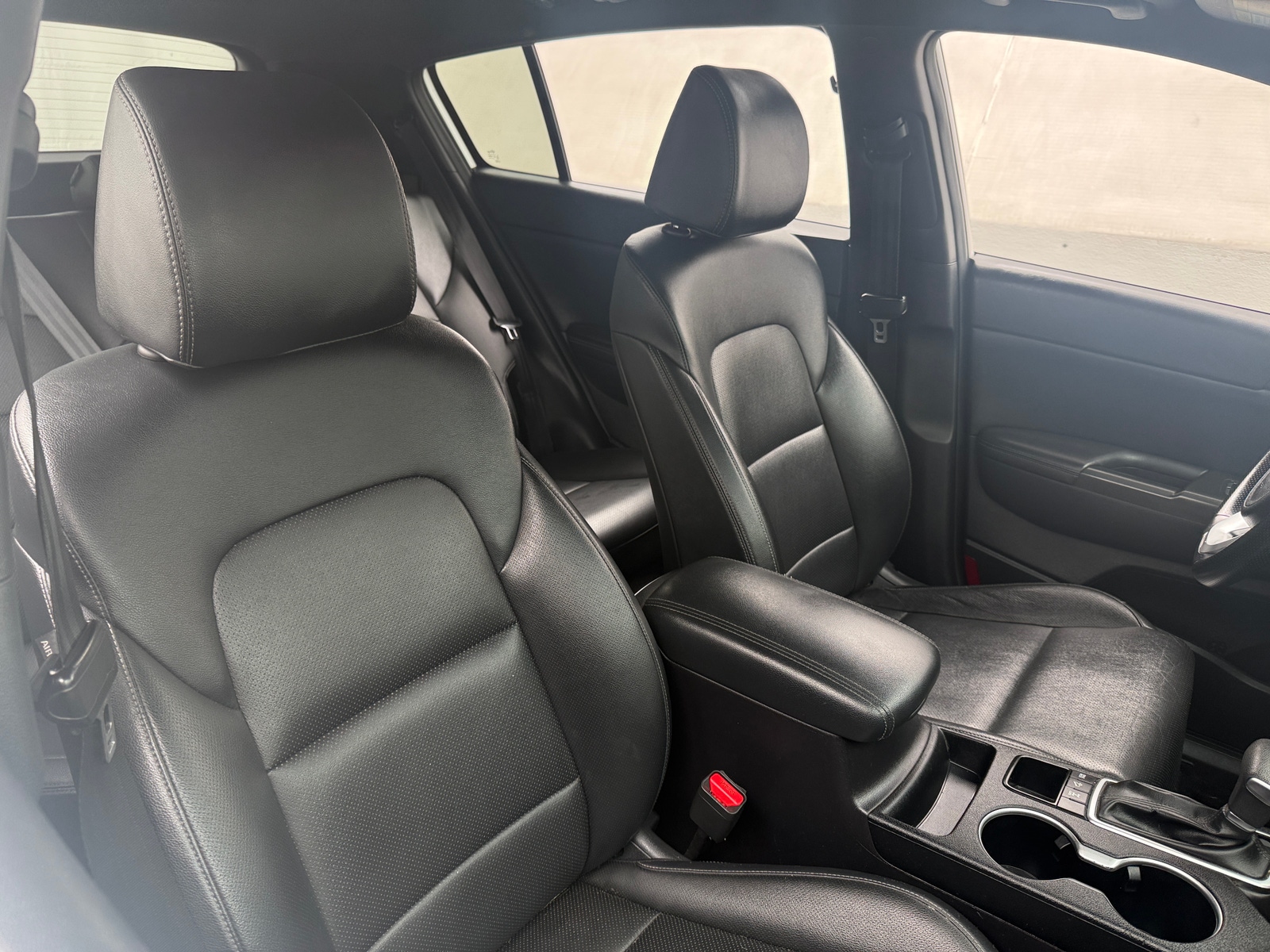 Thumbnail: 2020 Kia Sportage - 2