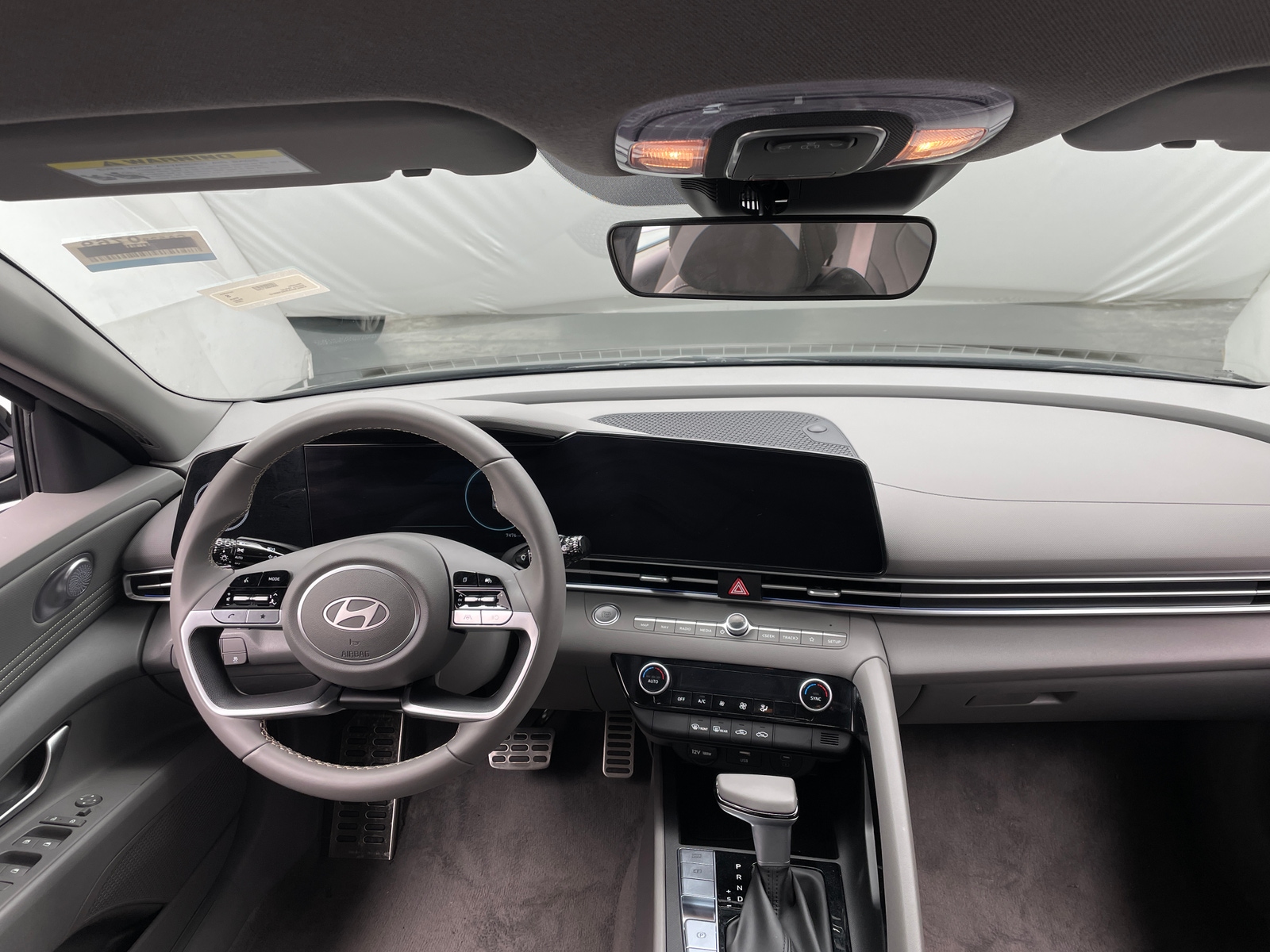 Thumbnail: 2025 Hyundai Elantra - 3