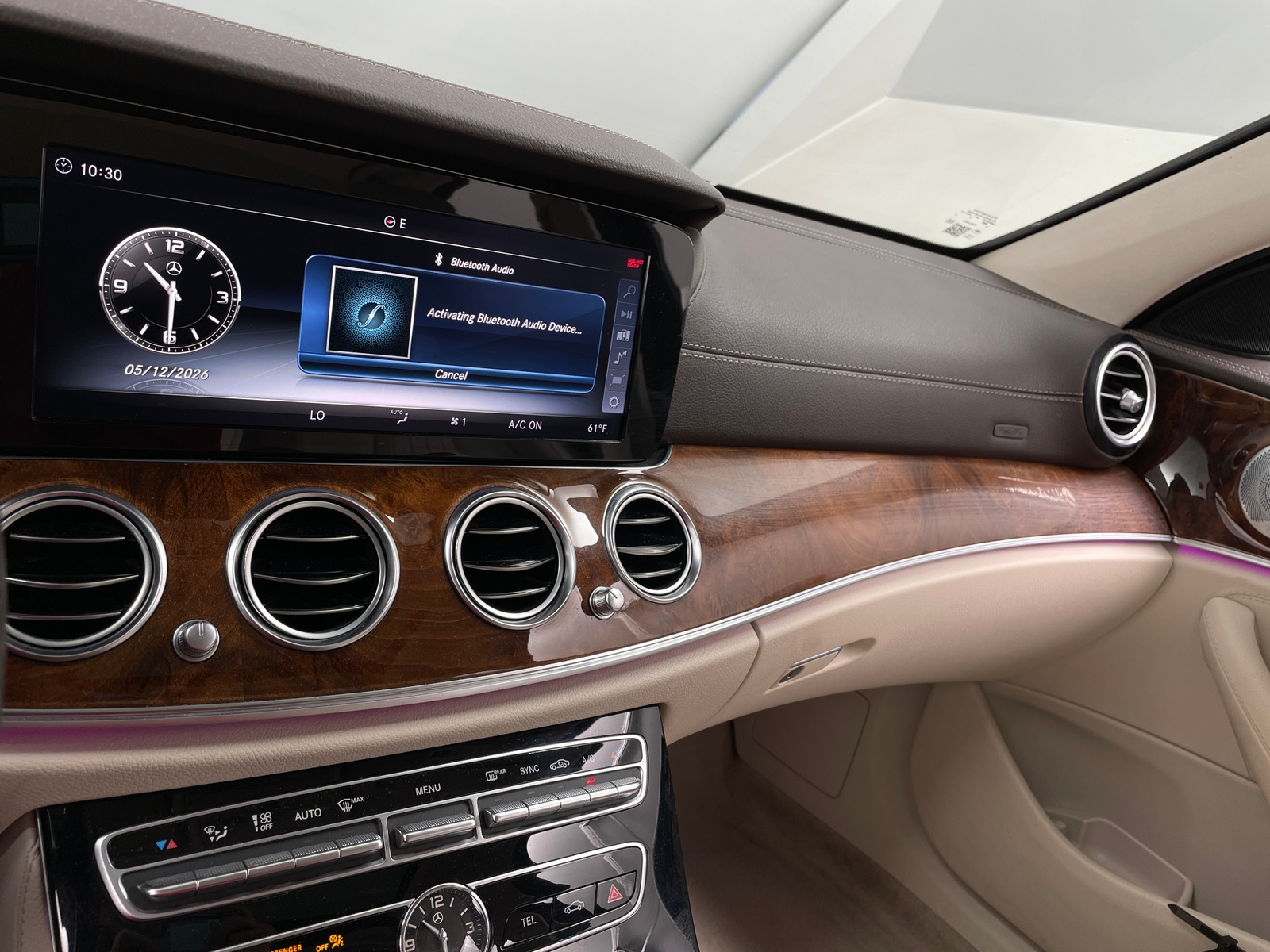 Thumbnail: 2018 Mercedes-Benz E-Class - 3