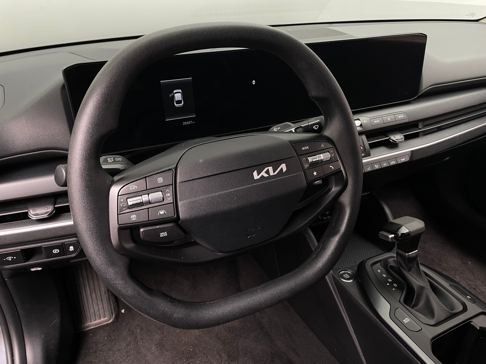 Thumbnail: 2025 Kia K4 - 5