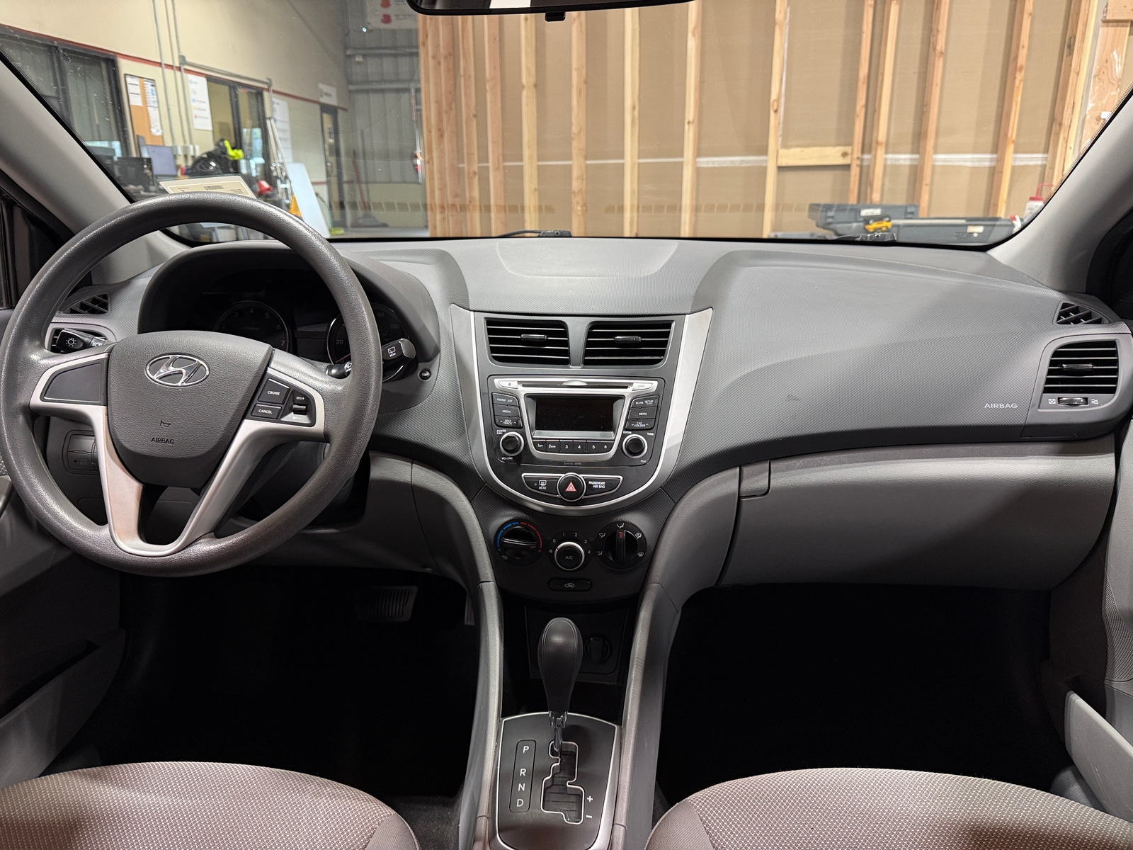 Thumbnail: 2014 Hyundai Accent - 3