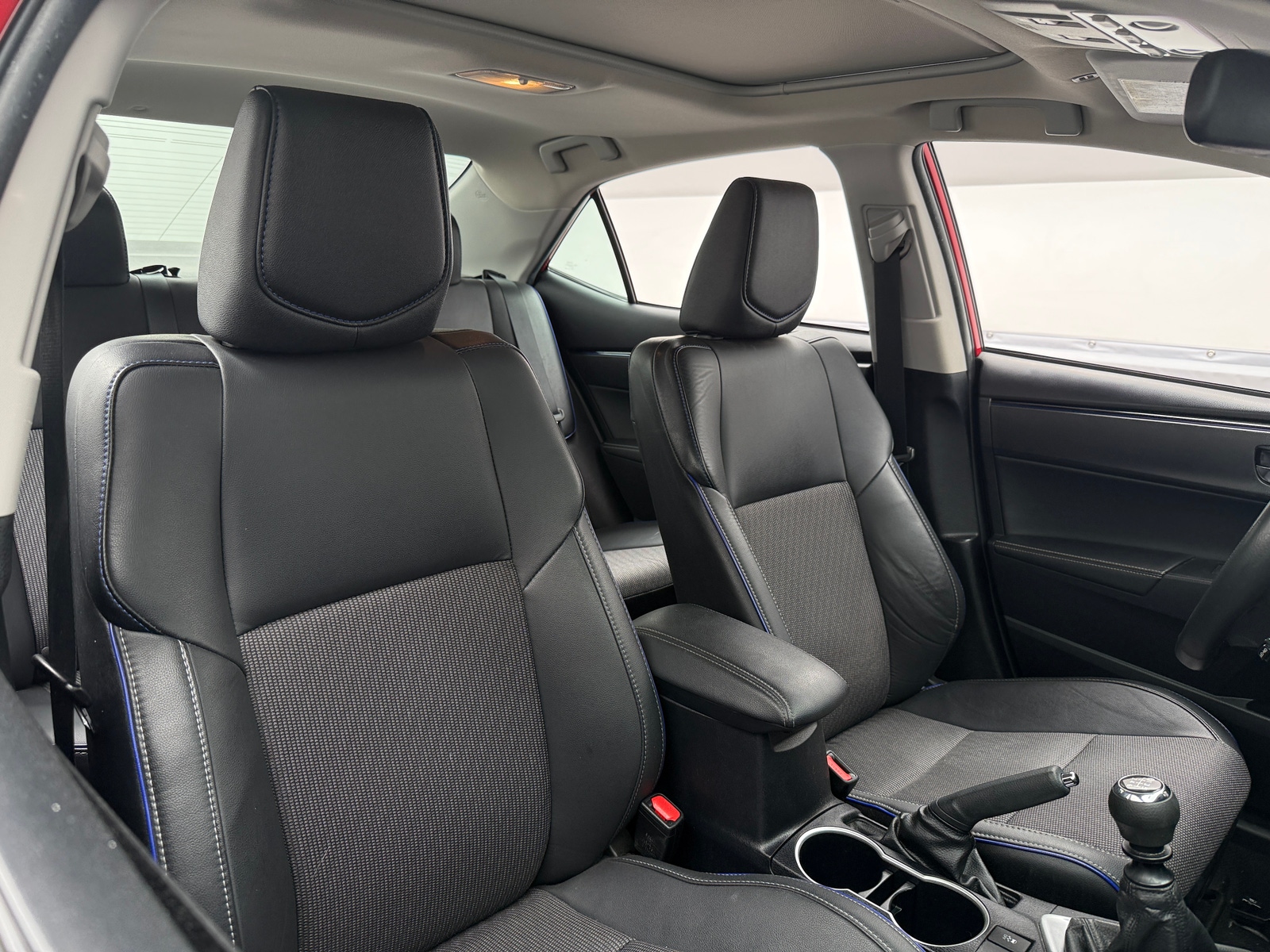 Thumbnail: 2018 Toyota Corolla - 2