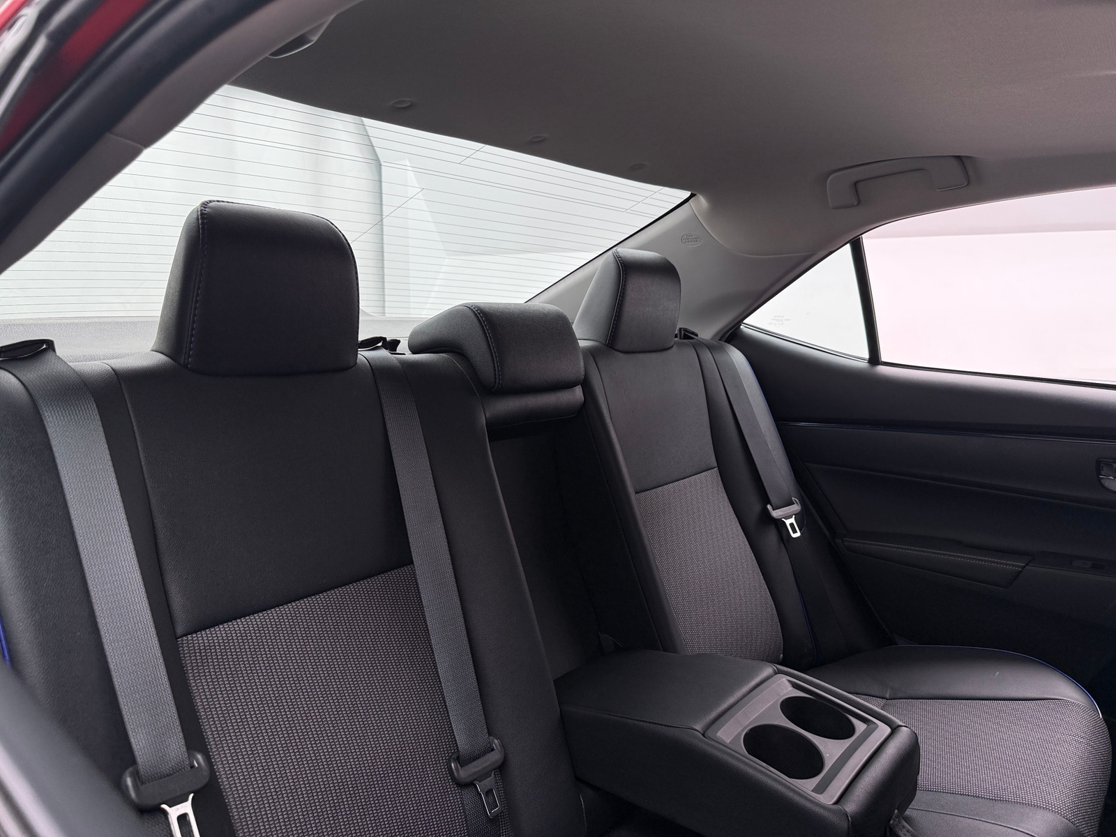 Thumbnail: 2018 Toyota Corolla - 6