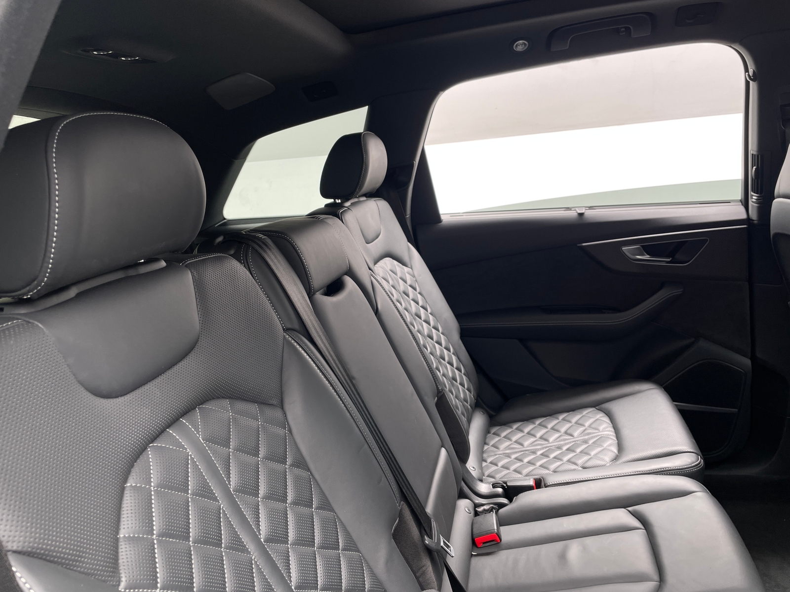 Thumbnail: 2021 Audi SQ7 - 5