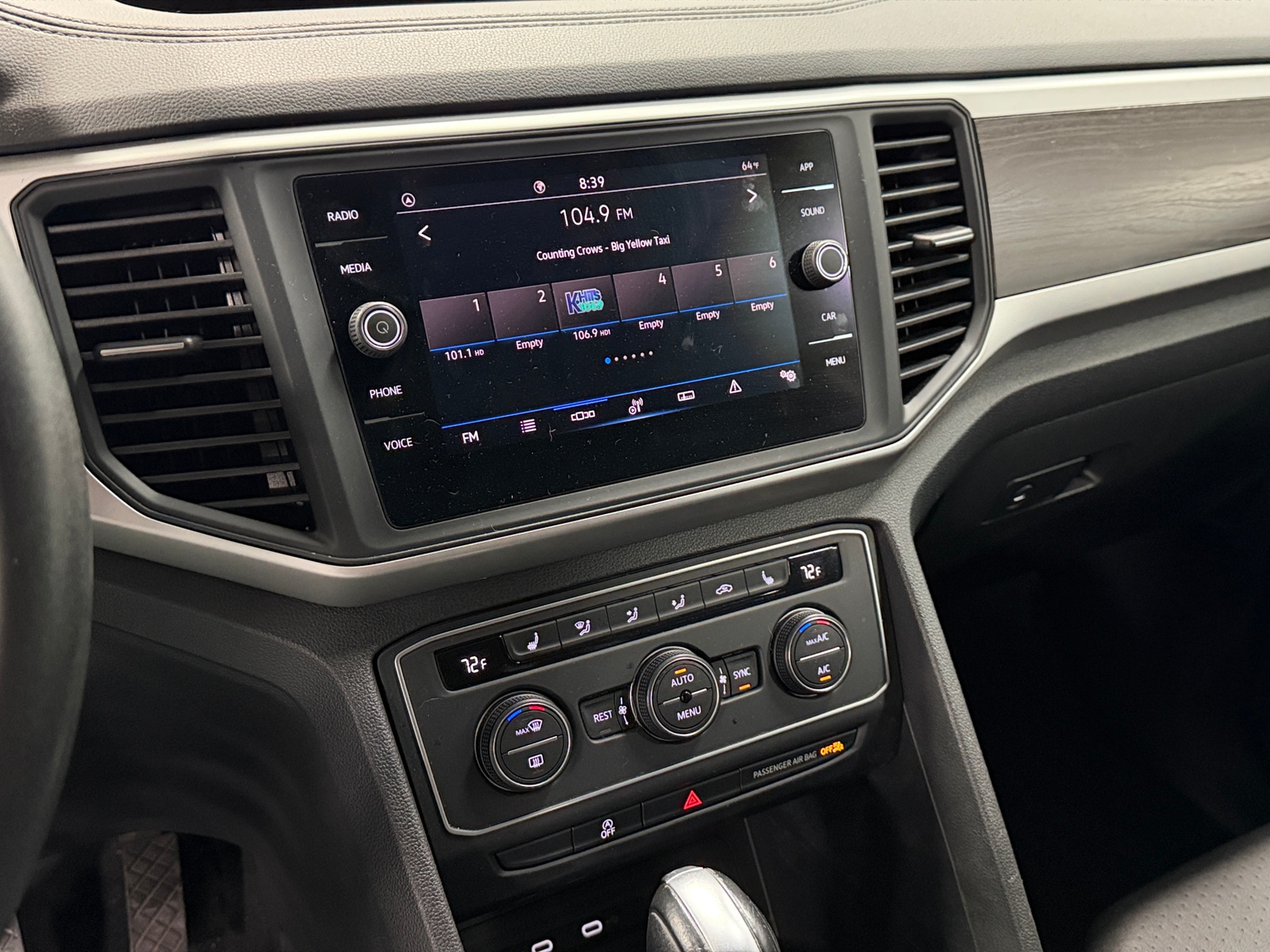 Thumbnail: 2021 Volkswagen Atlas - 3