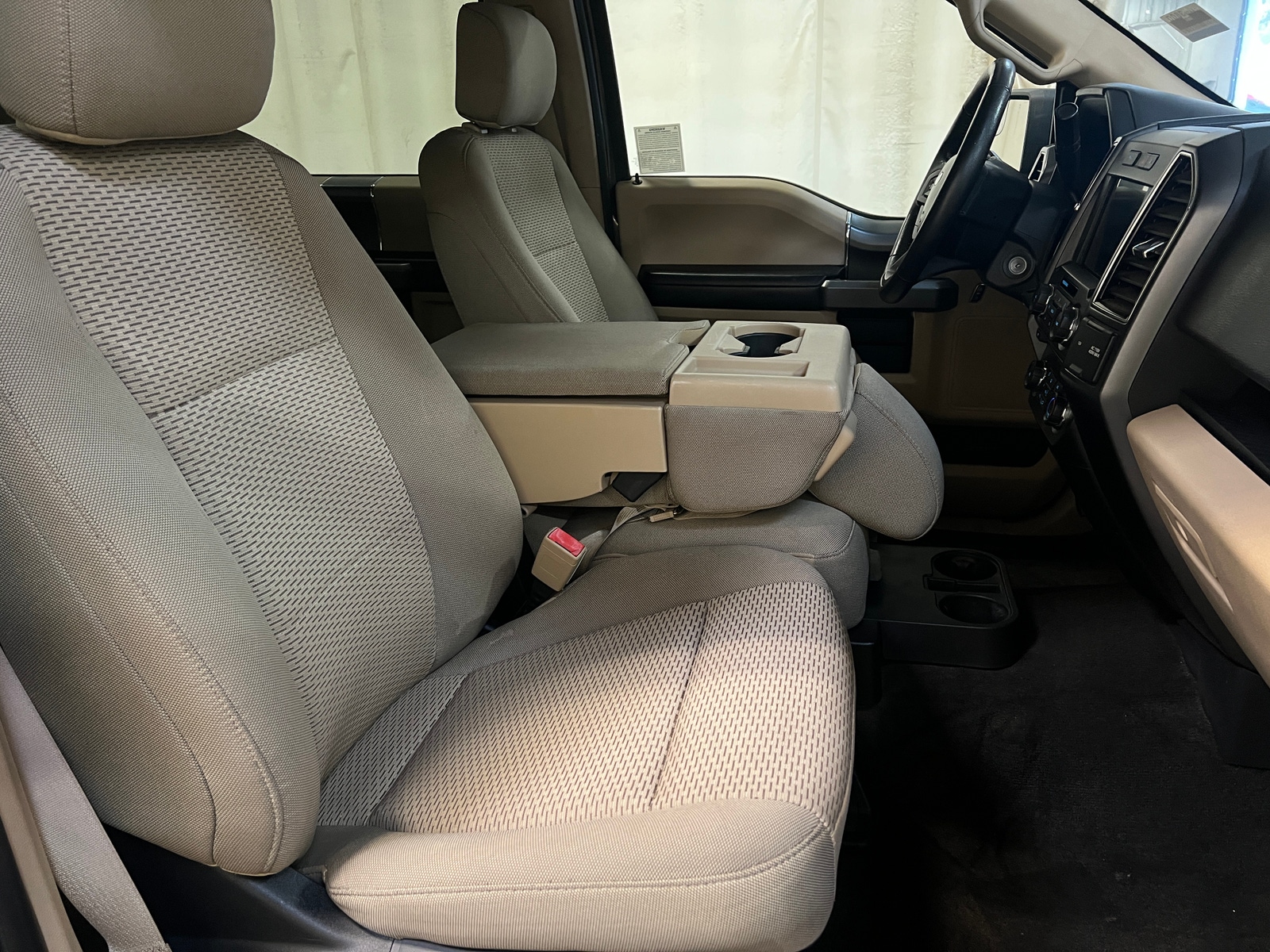 Thumbnail: 2018 Ford Econoline - 2