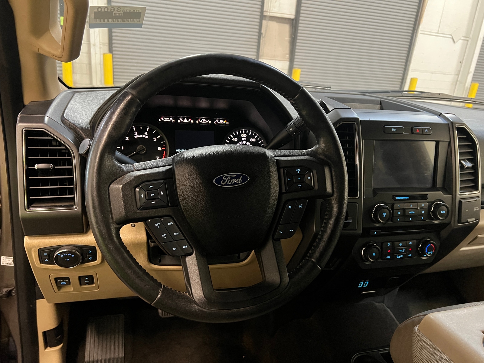 Thumbnail: 2018 Ford Econoline - 5