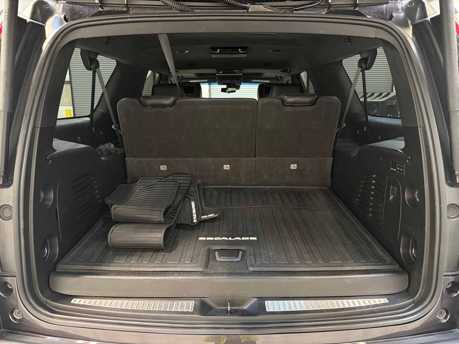 Thumbnail: 2018 Cadillac Escalade - 6