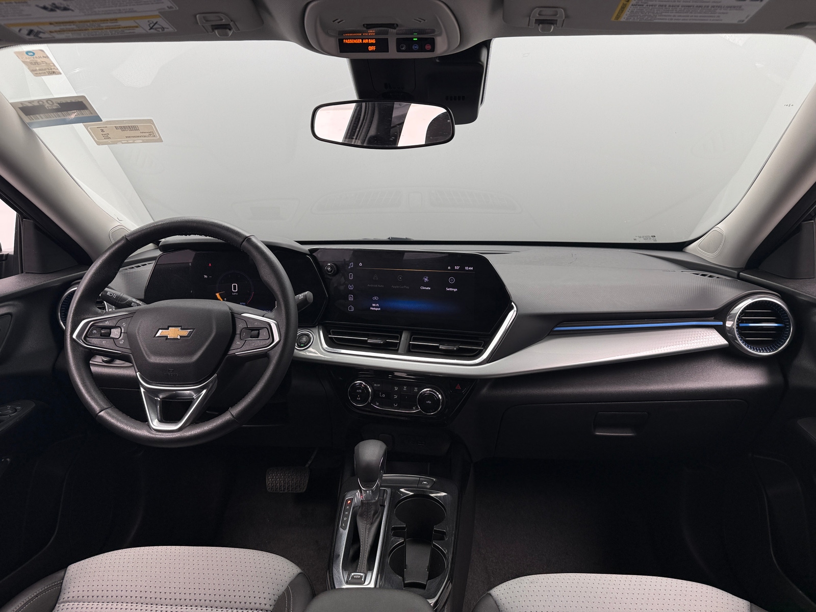Thumbnail: 2025 Chevrolet Trax - 3
