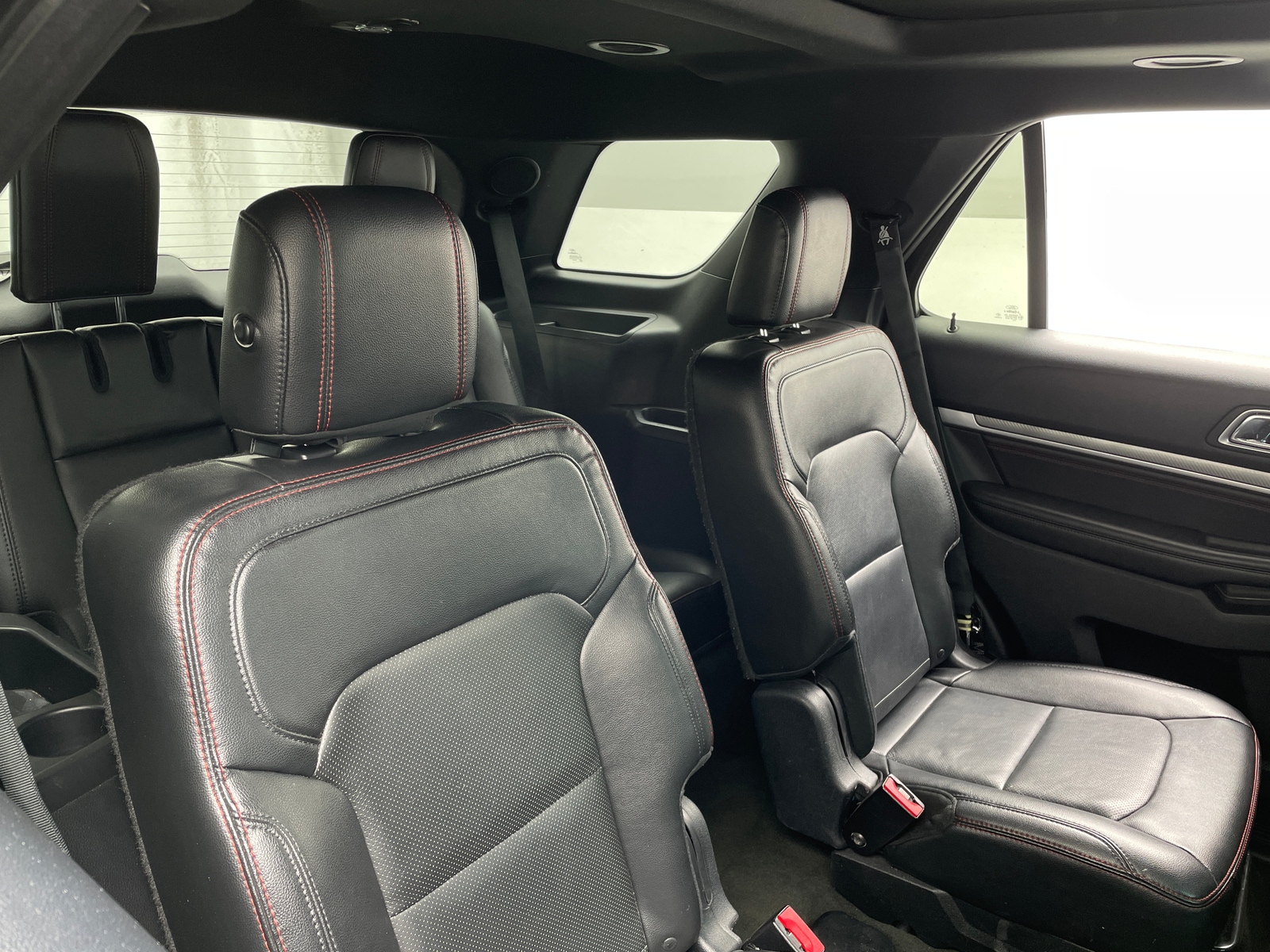 Thumbnail: 2016 Ford Explorer - 5