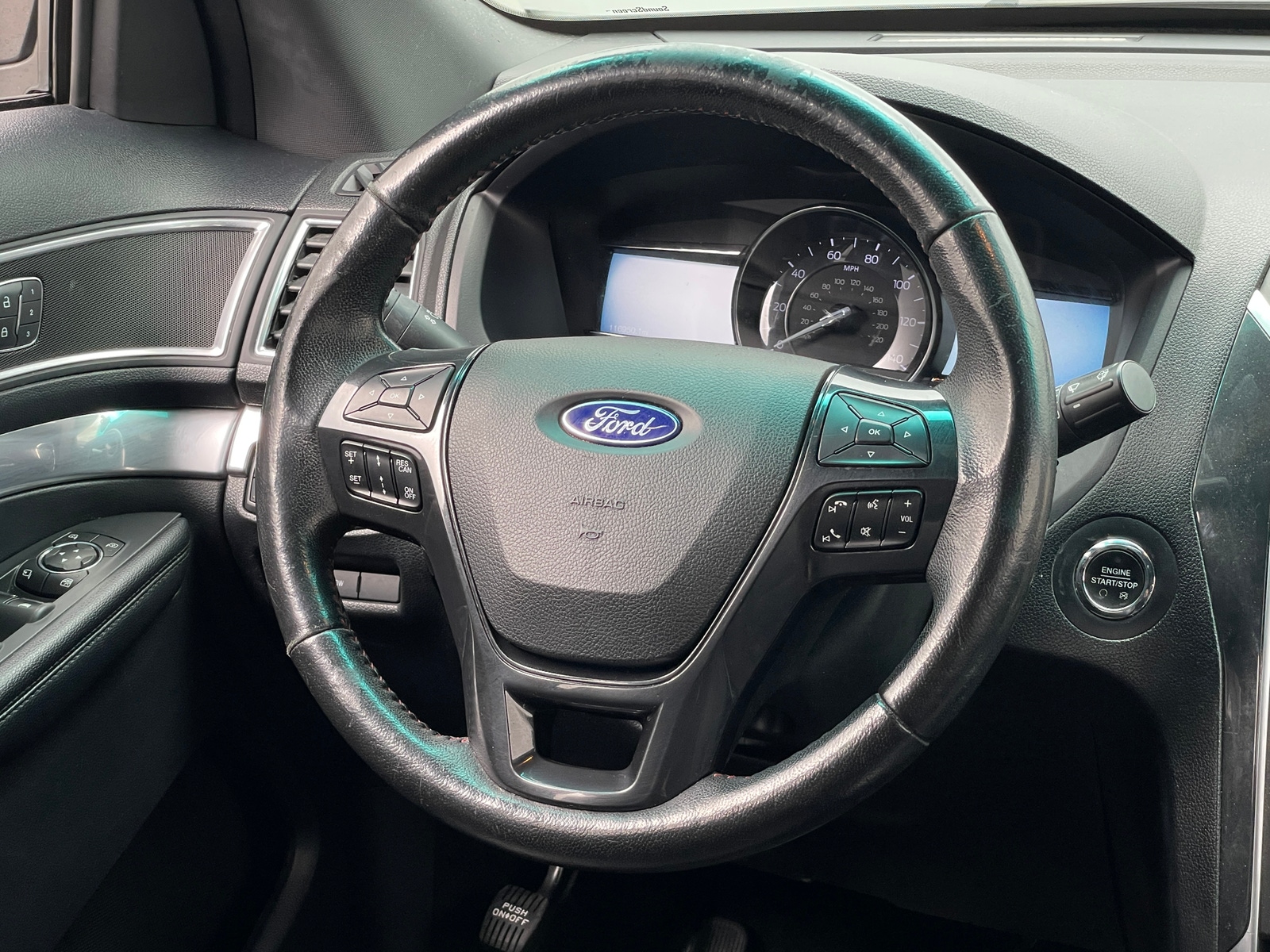 Thumbnail: 2016 Ford Explorer - 4