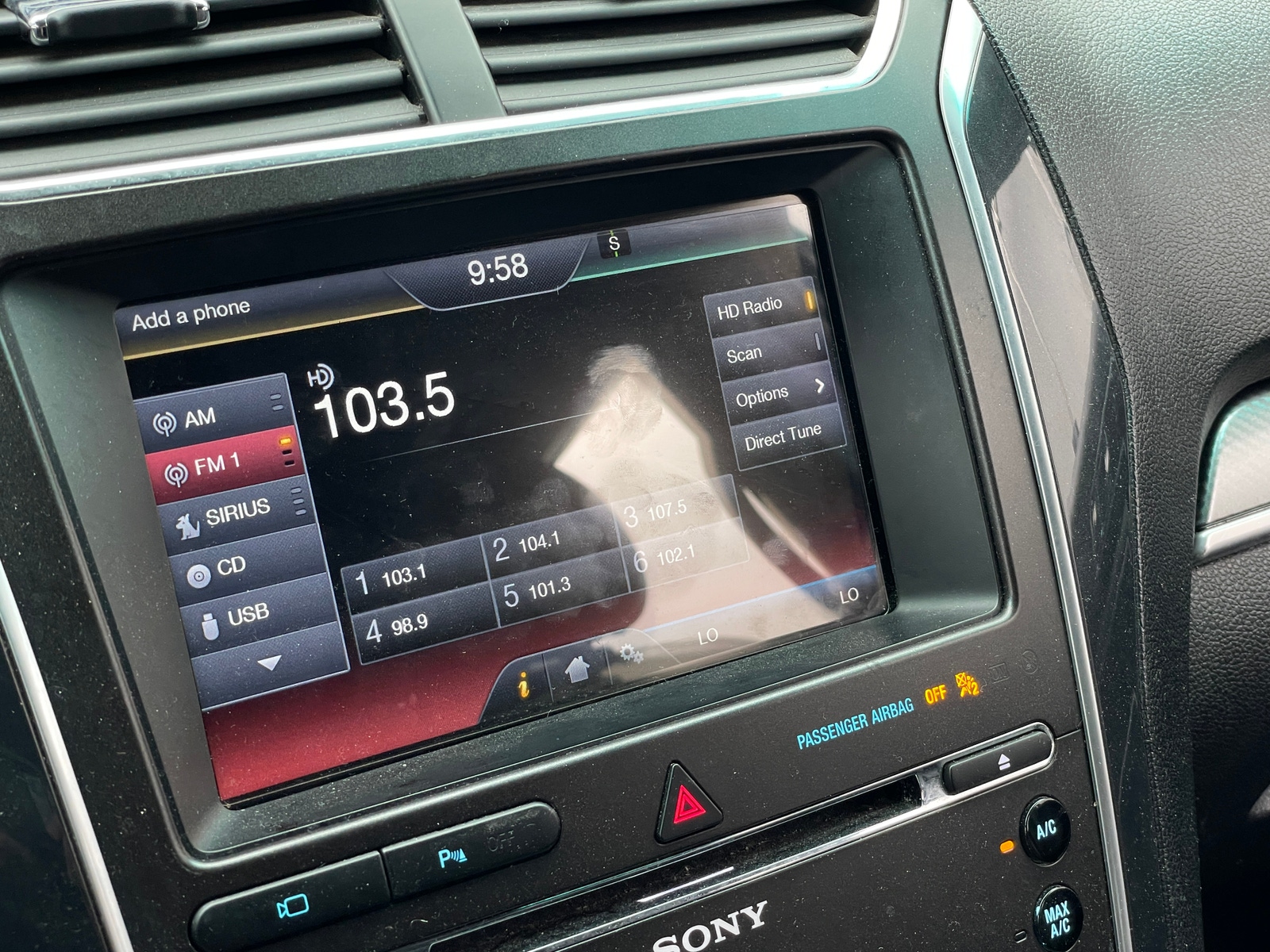 Thumbnail: 2016 Ford Explorer - 3