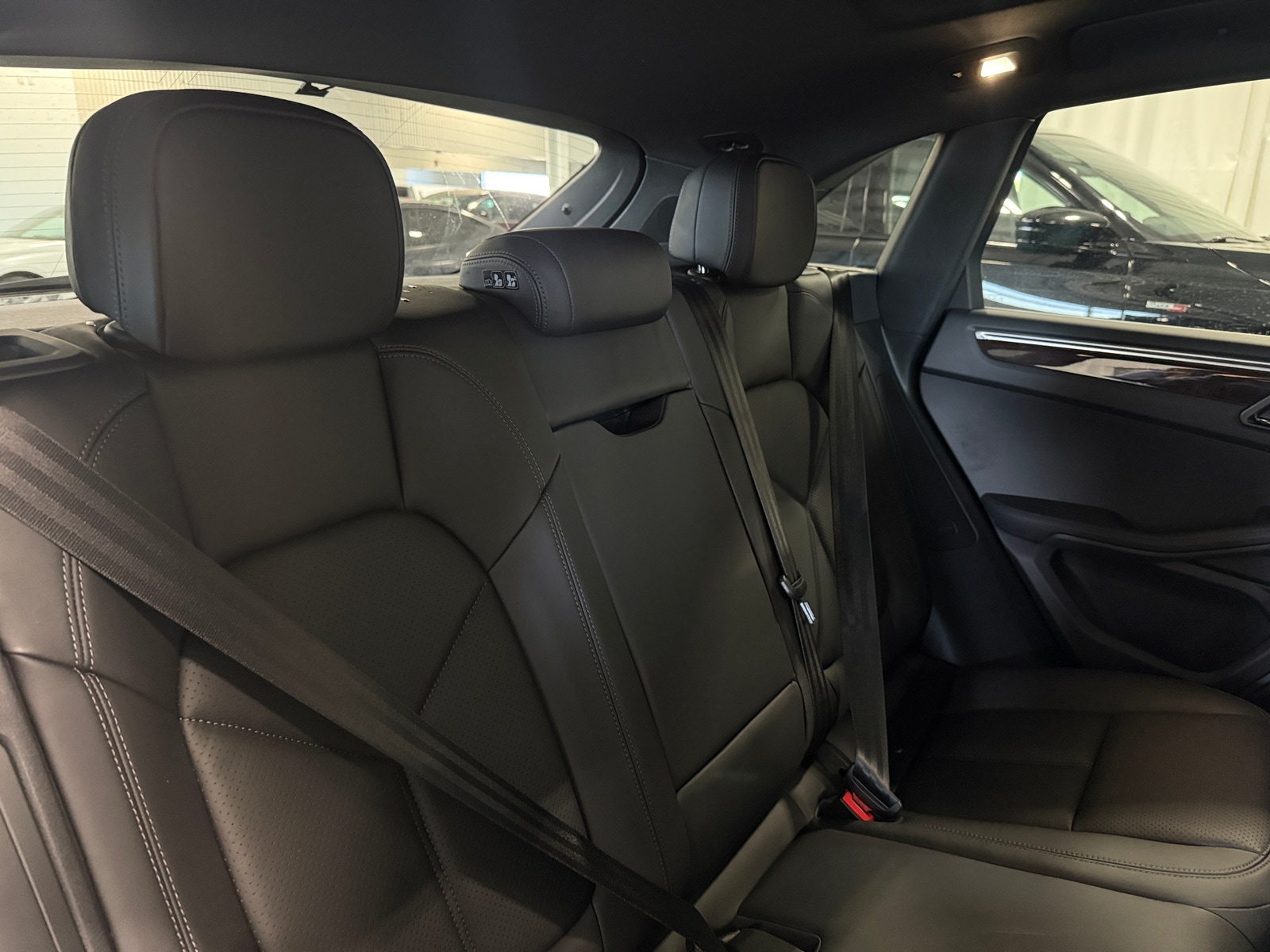 Thumbnail: 2021 Porsche Macan - 5
