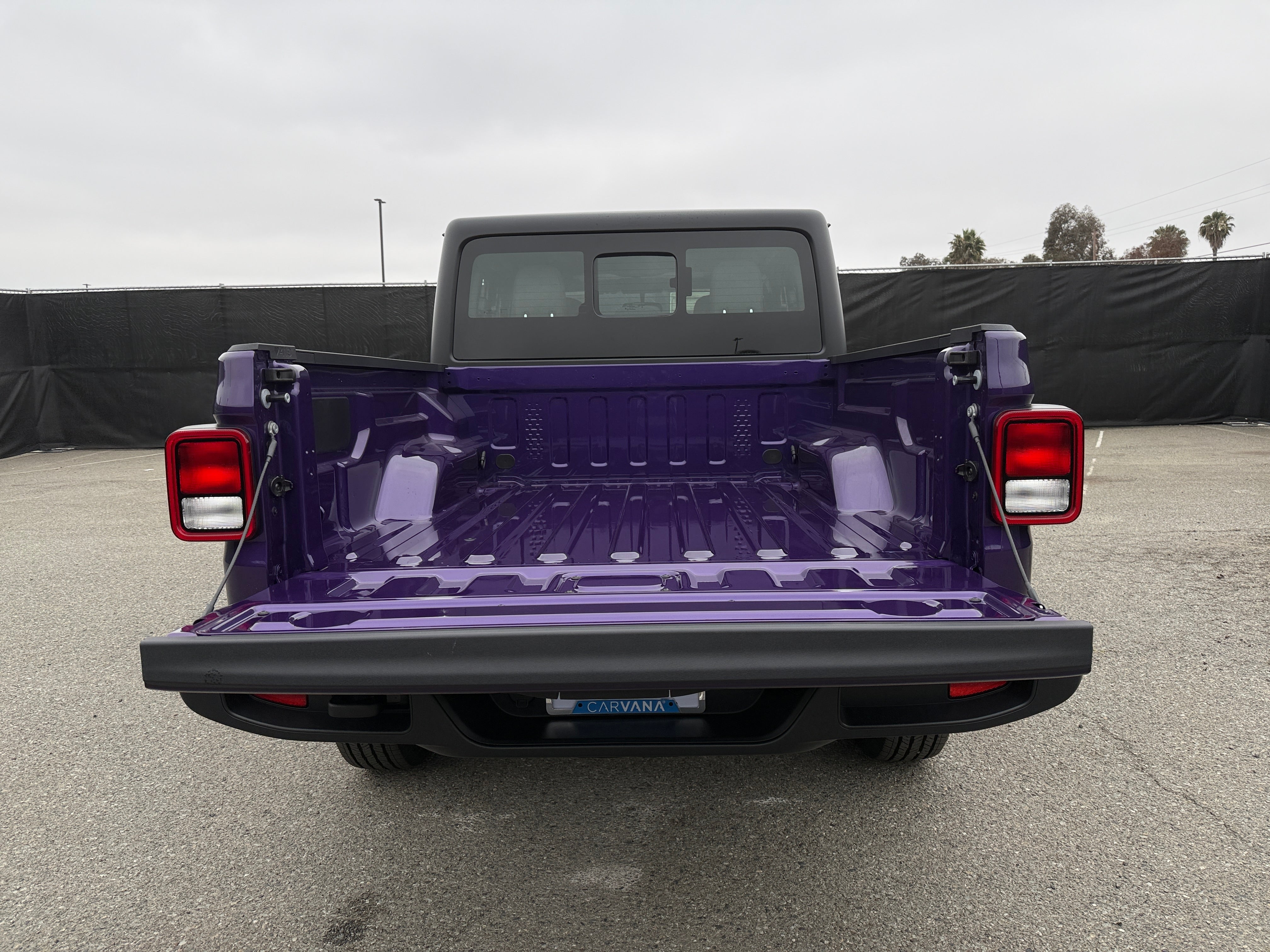 2026 Jeep Gladiator Sport Auto's photo