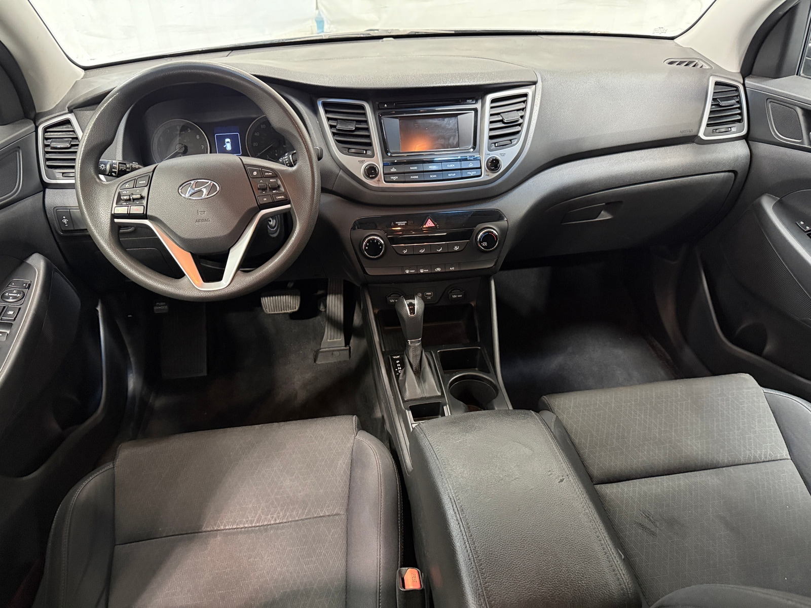 Thumbnail: 2016 Hyundai Tucson - 3