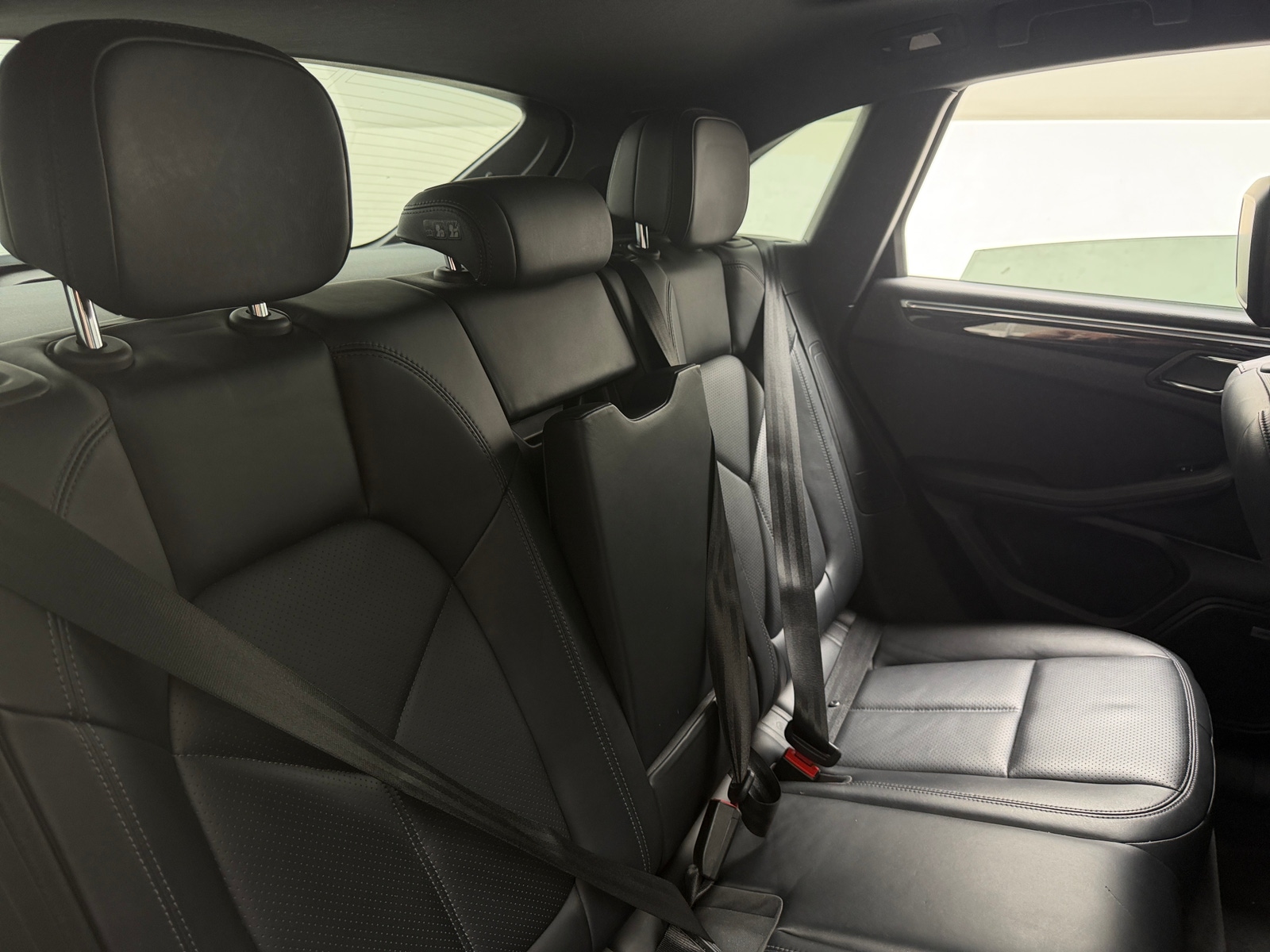 Thumbnail: 2020 Porsche Macan - 5