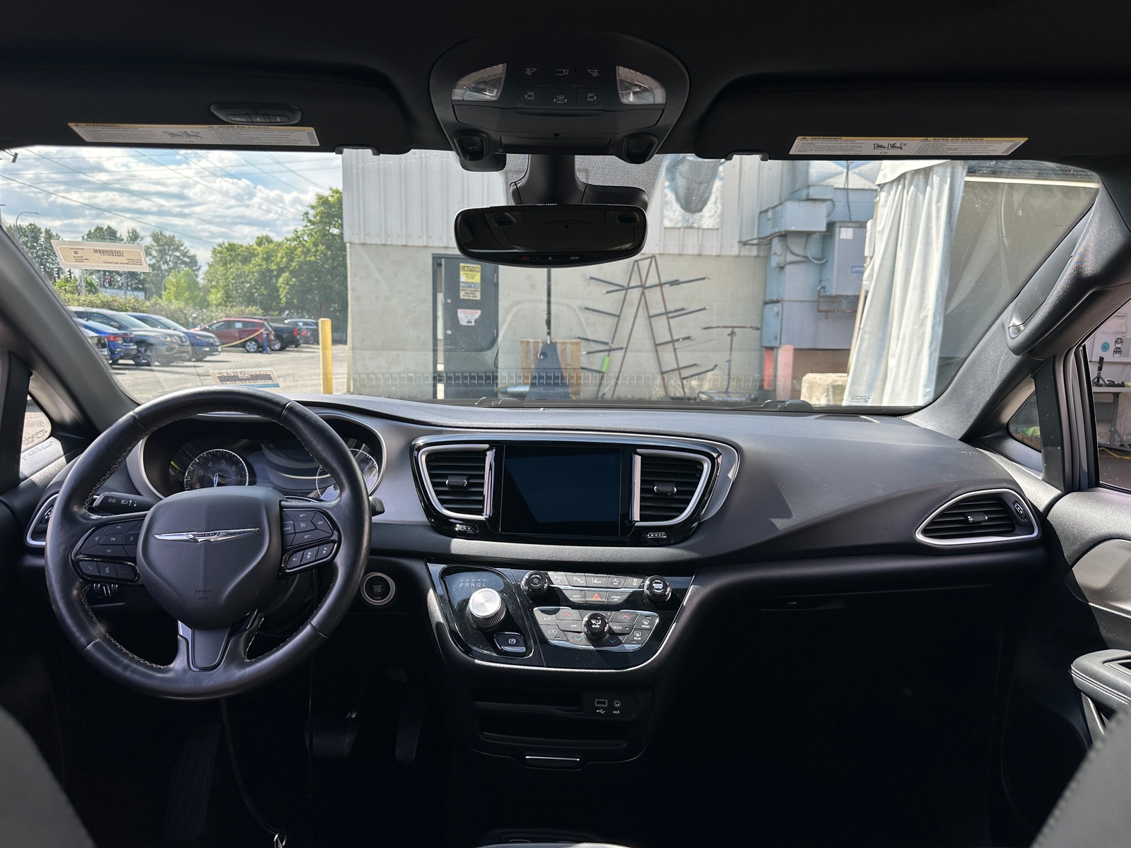 Thumbnail: 2020 Chrysler Pacifica - 2
