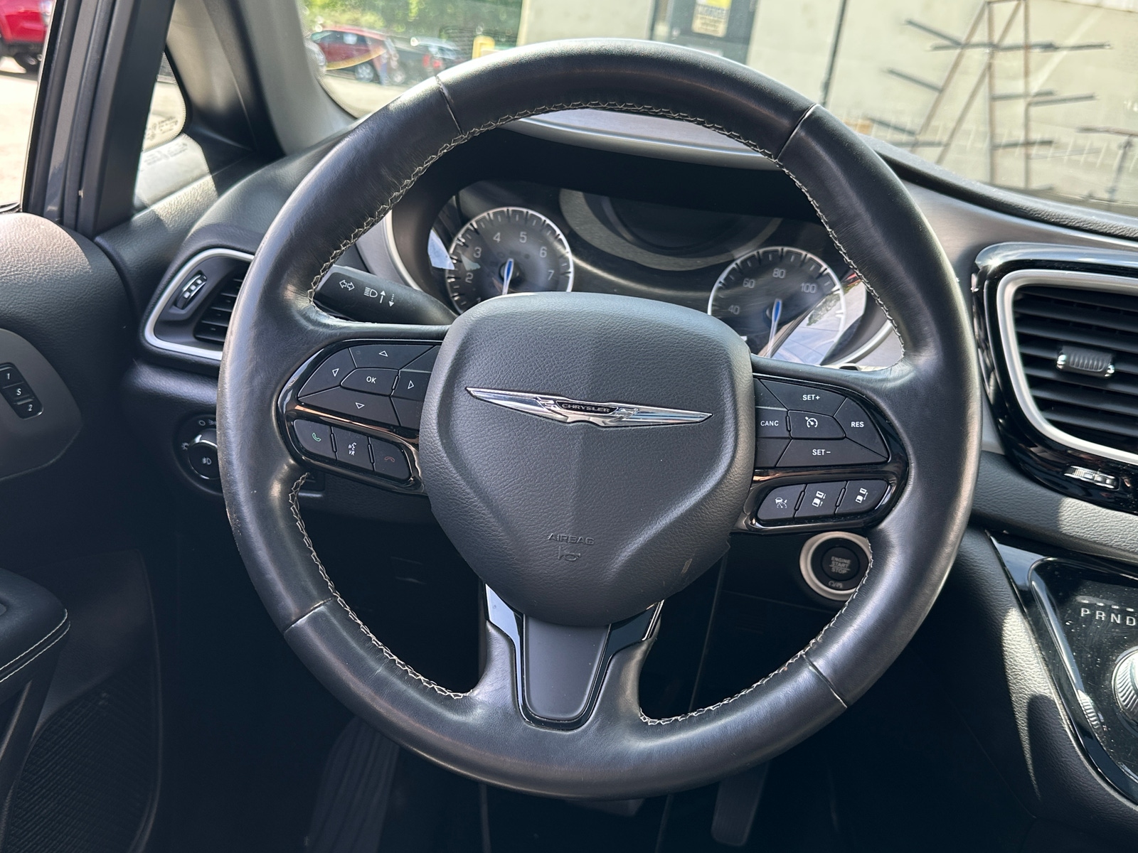 Thumbnail: 2020 Chrysler Pacifica - 4