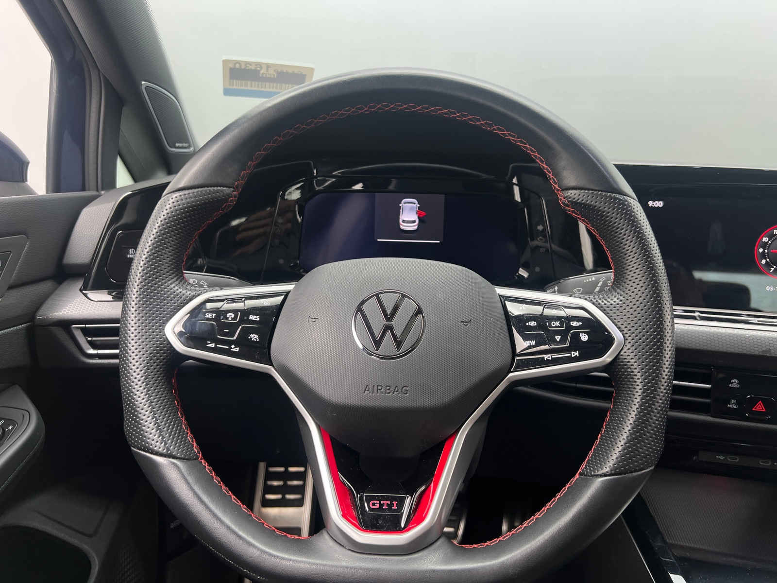 Thumbnail: 2023 Volkswagen Golf - 4