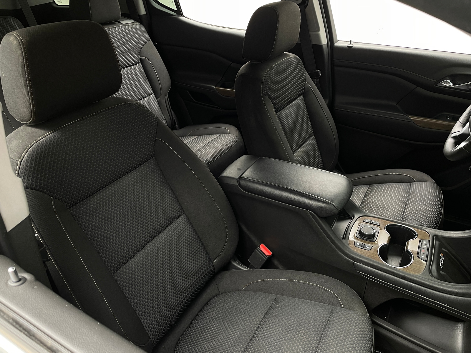 Thumbnail: 2022 GMC Acadia - 2