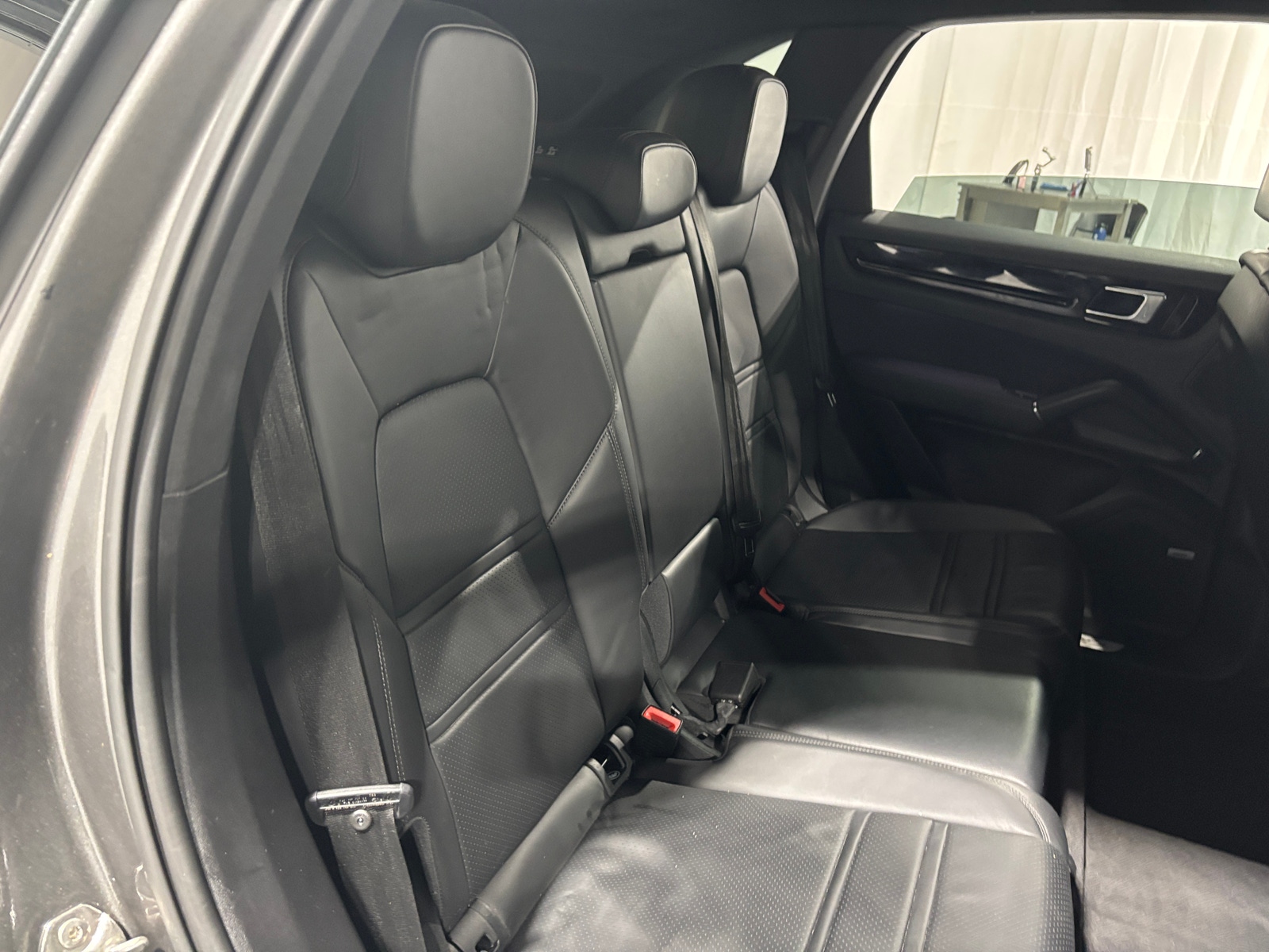 Thumbnail: 2019 Porsche Cayenne - 5
