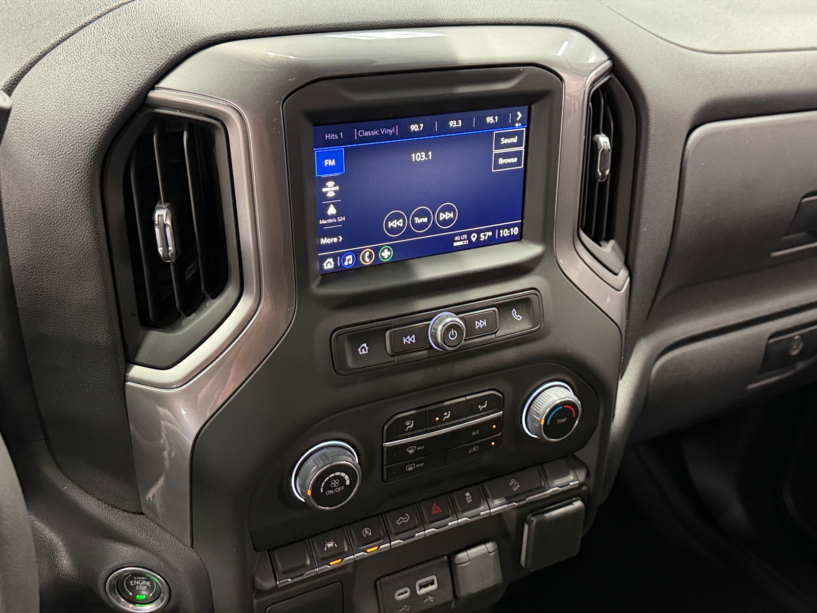 Thumbnail: 2024 Chevrolet Silverado 1500 - 4