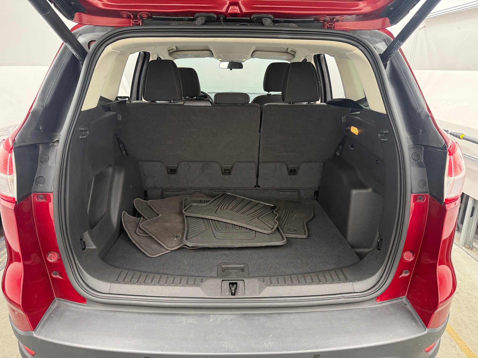 Thumbnail: 2016 Ford Escape - 7