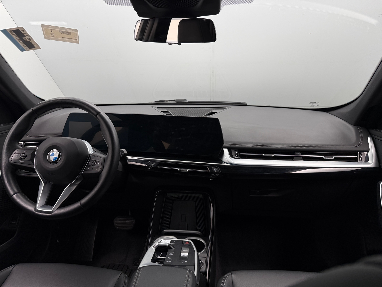 Thumbnail: 2025 BMW X1 - 2