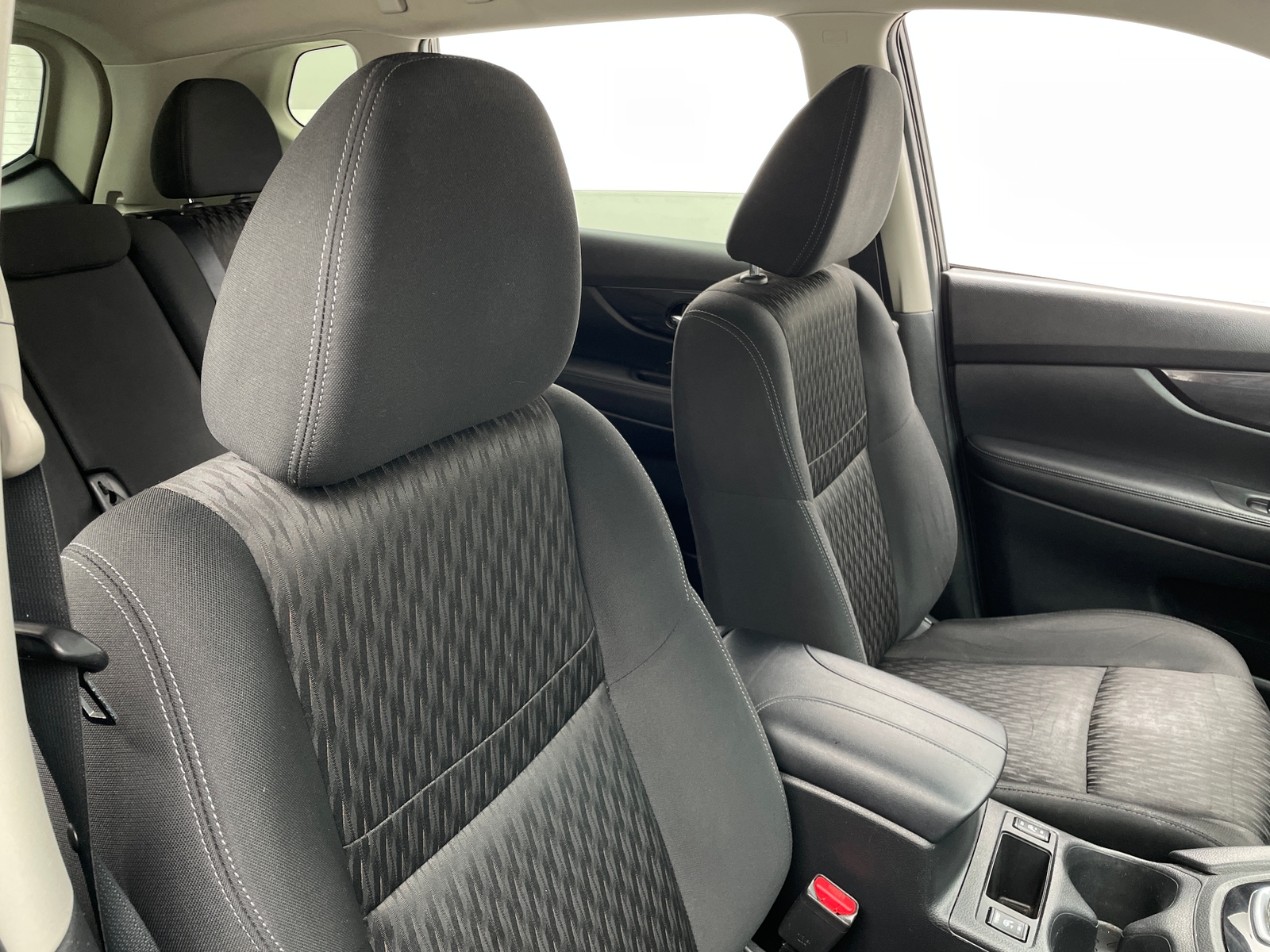 Thumbnail: 2018 Nissan Rogue - 2