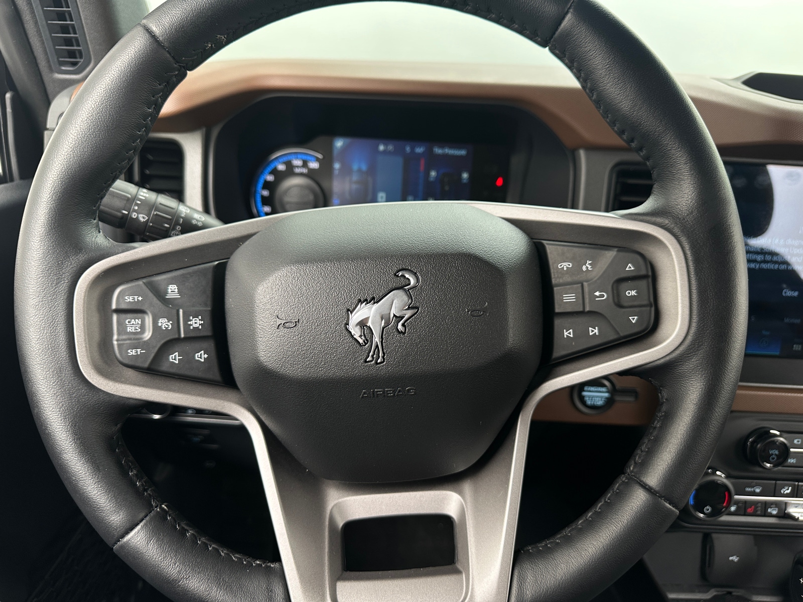 Thumbnail: 2024 Ford Bronco - 4