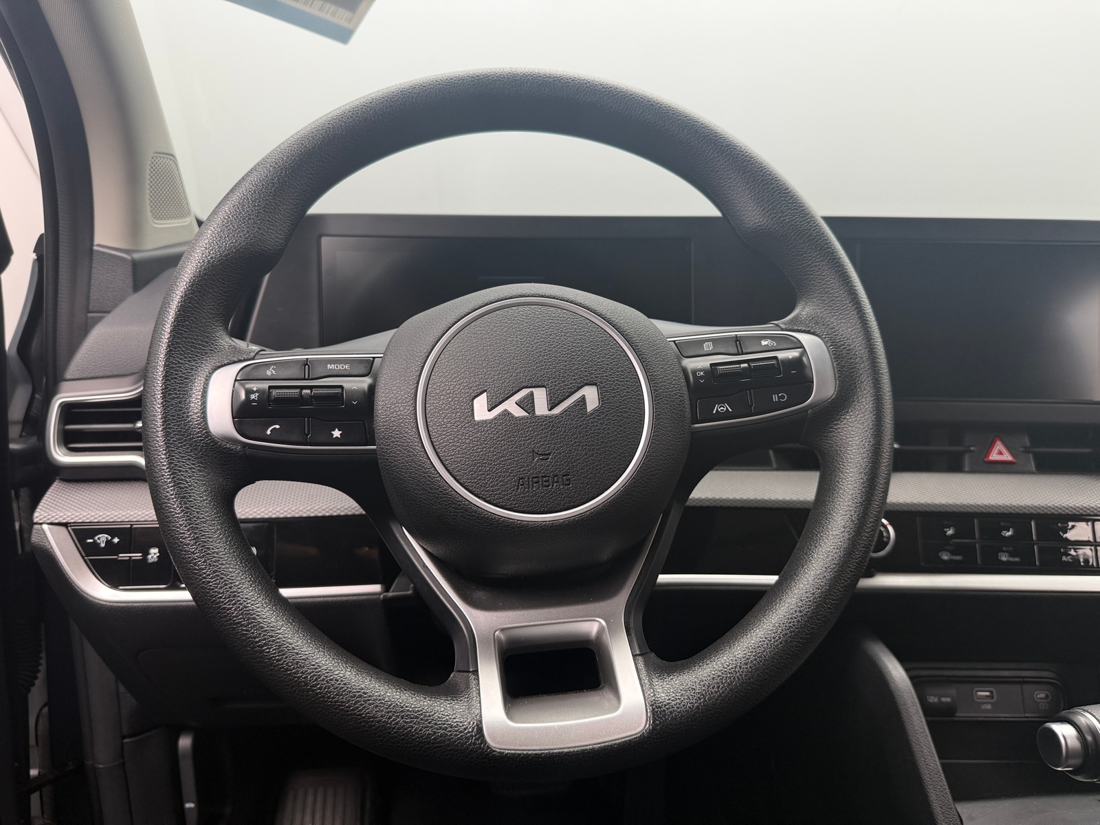 Thumbnail: 2025 Kia Sportage - 5
