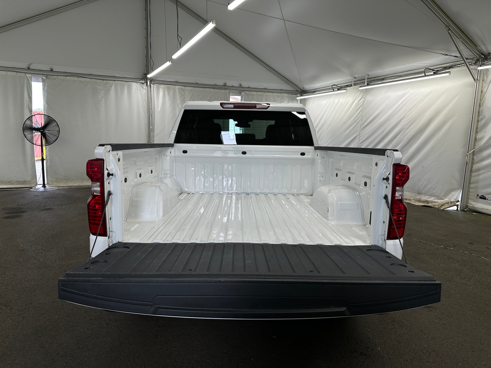 Thumbnail: 2024 Chevrolet Silverado 1500 - 6