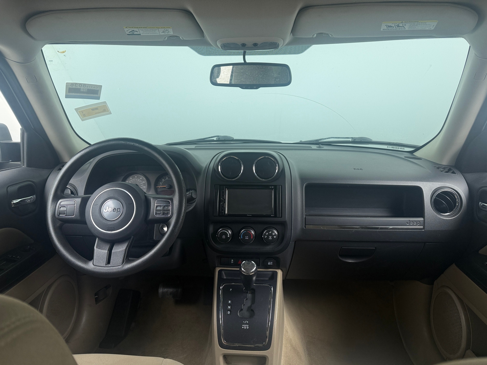 Thumbnail: 2016 Jeep Patriot - 3