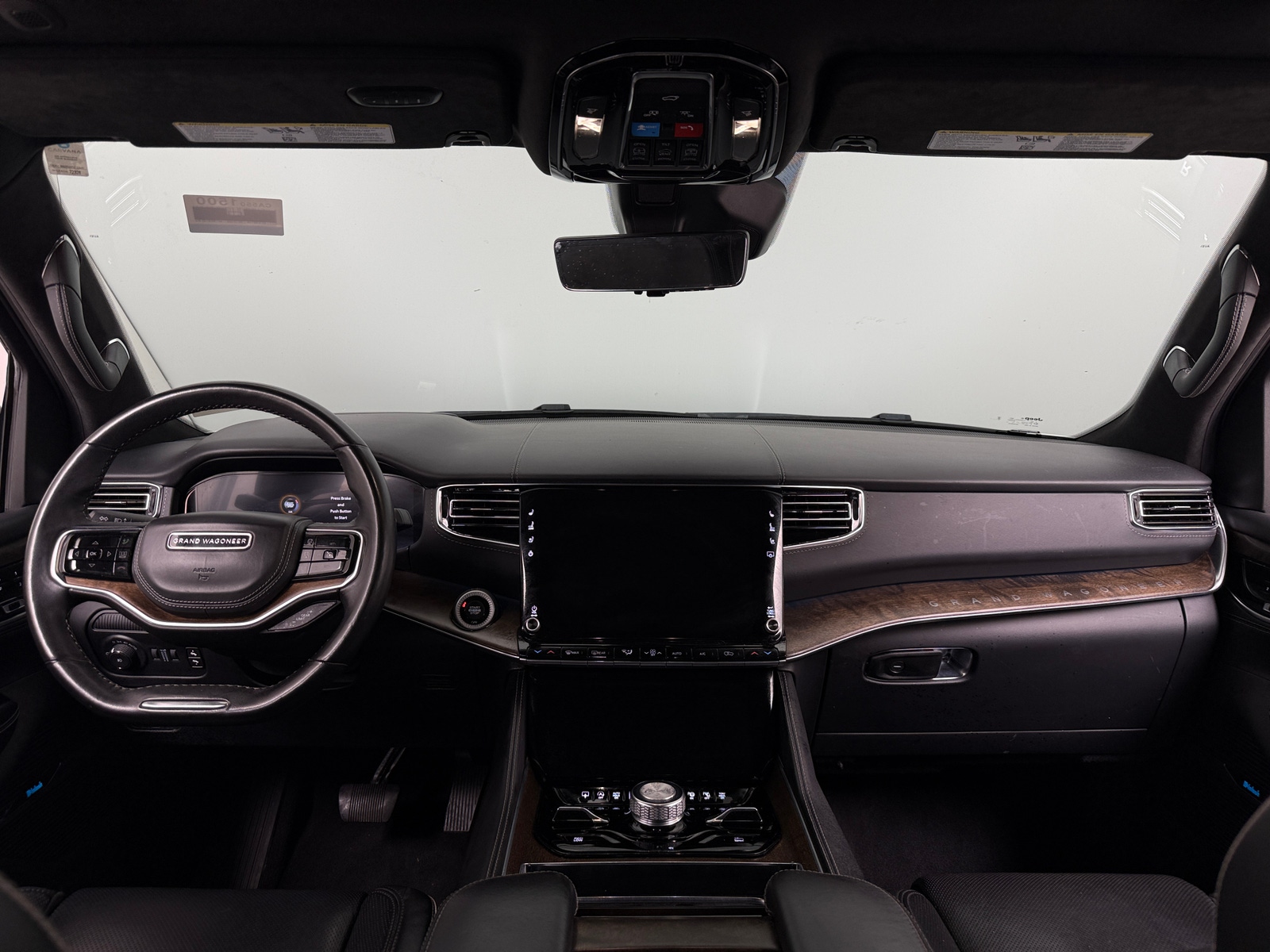 Thumbnail: 2023 Jeep Grand Wagoneer L - 2