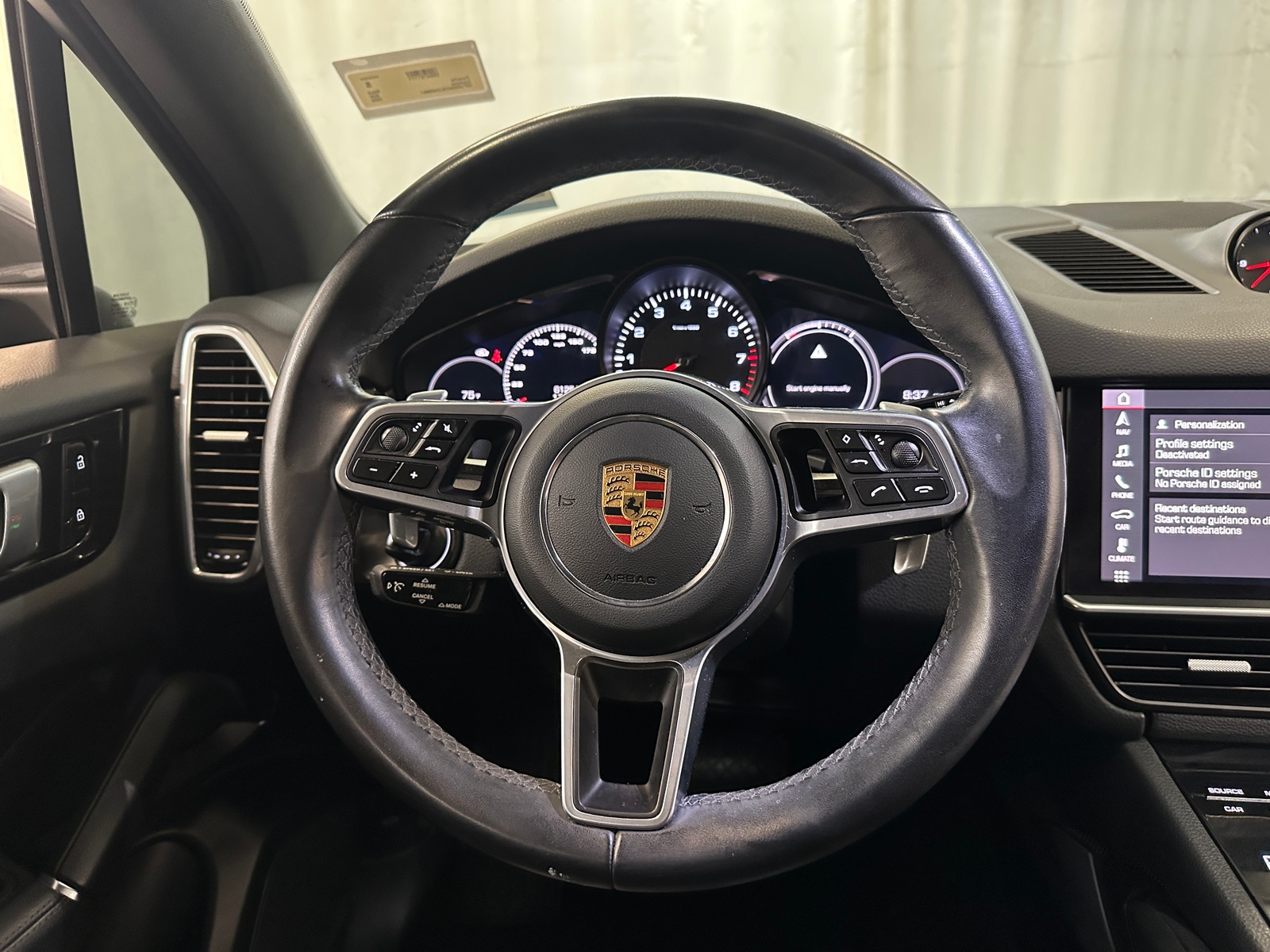 Thumbnail: 2020 Porsche Cayenne - 4