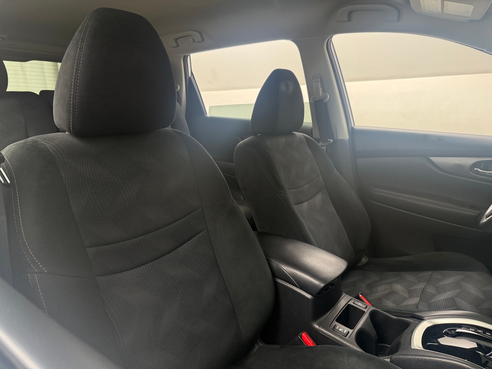 Thumbnail: 2016 Nissan Rogue - 2