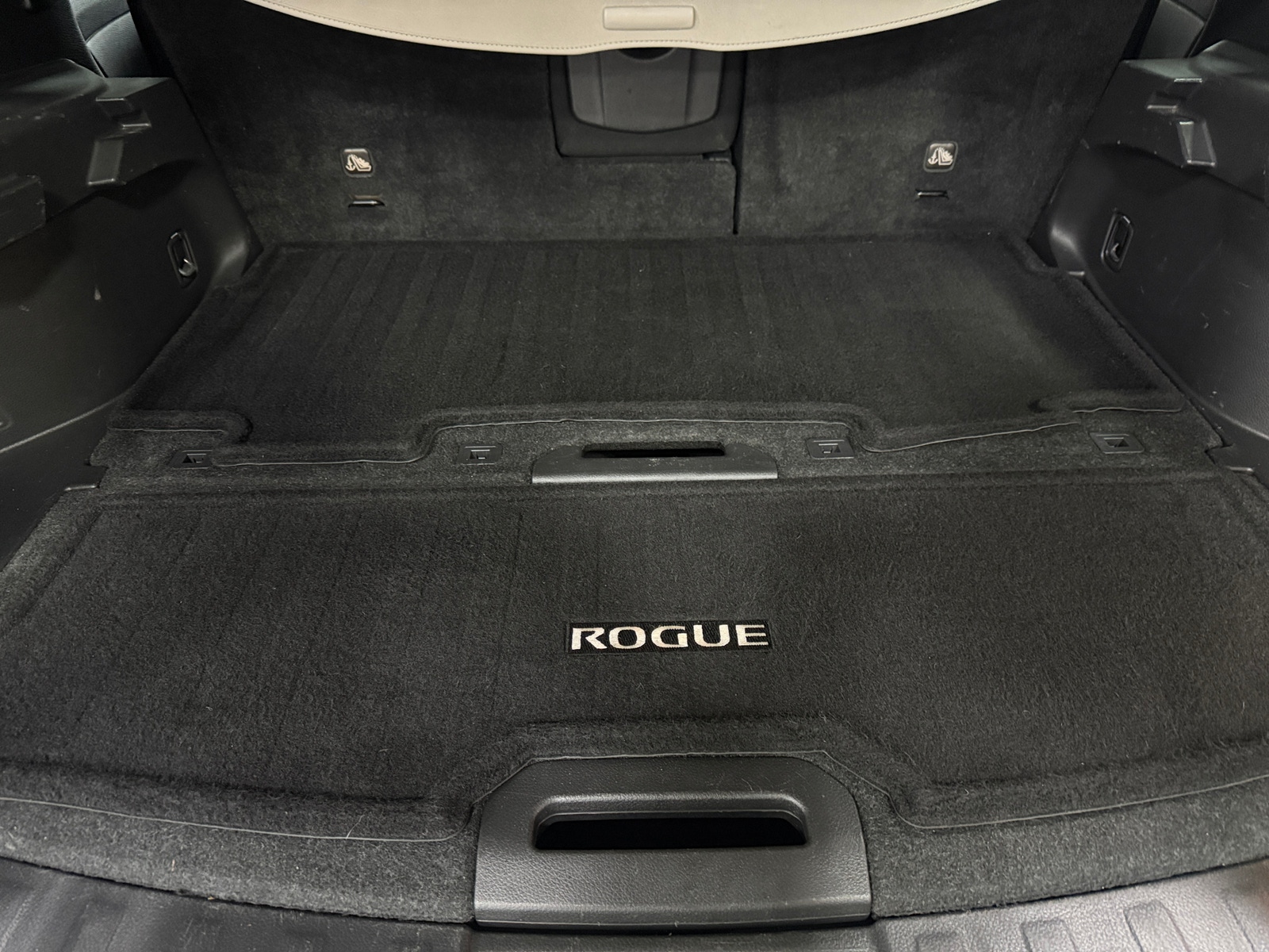 Thumbnail: 2016 Nissan Rogue - 7