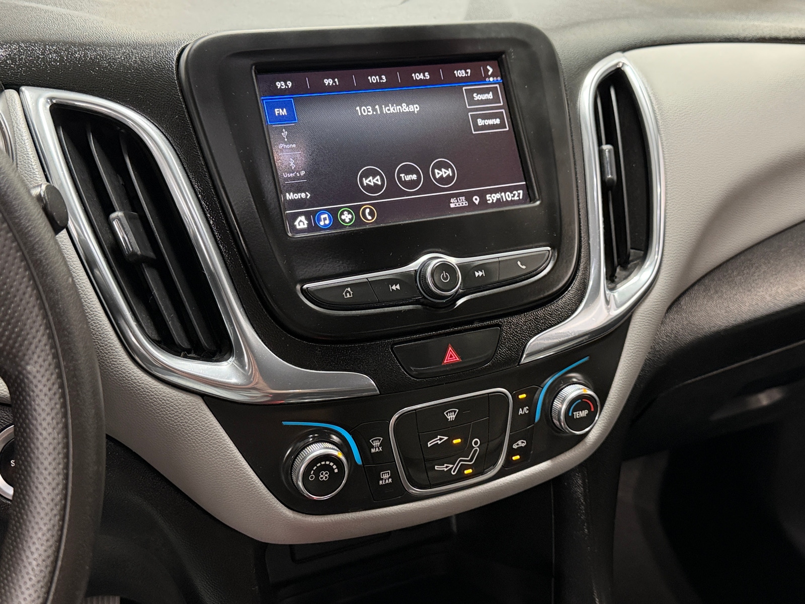 Thumbnail: 2020 Chevrolet Equinox - 4