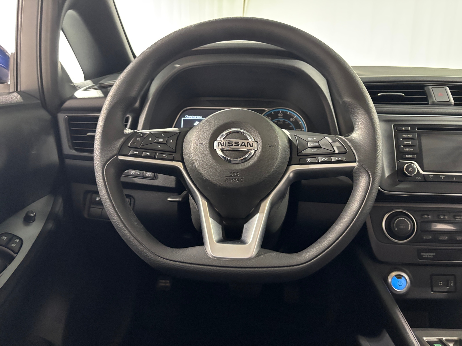 Thumbnail: 2019 Nissan Leaf - 5