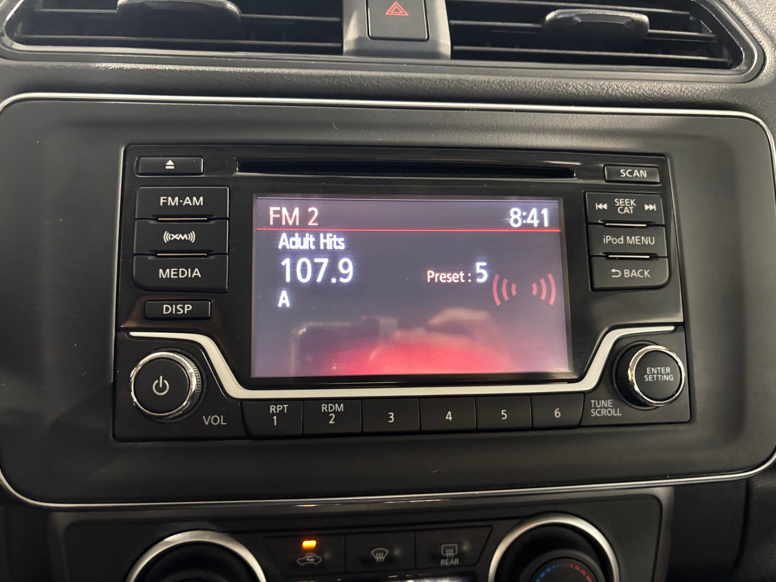 Thumbnail: 2019 Nissan Leaf - 4