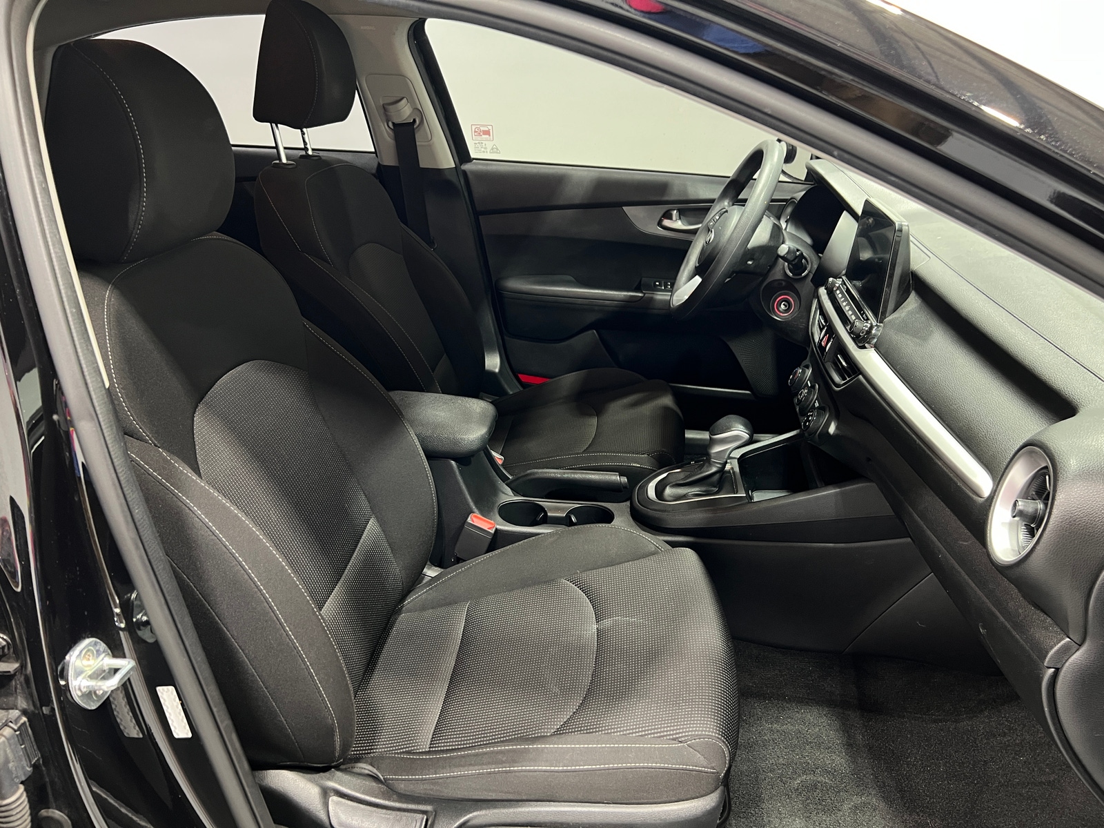 Thumbnail: 2021 Kia Forte - 2