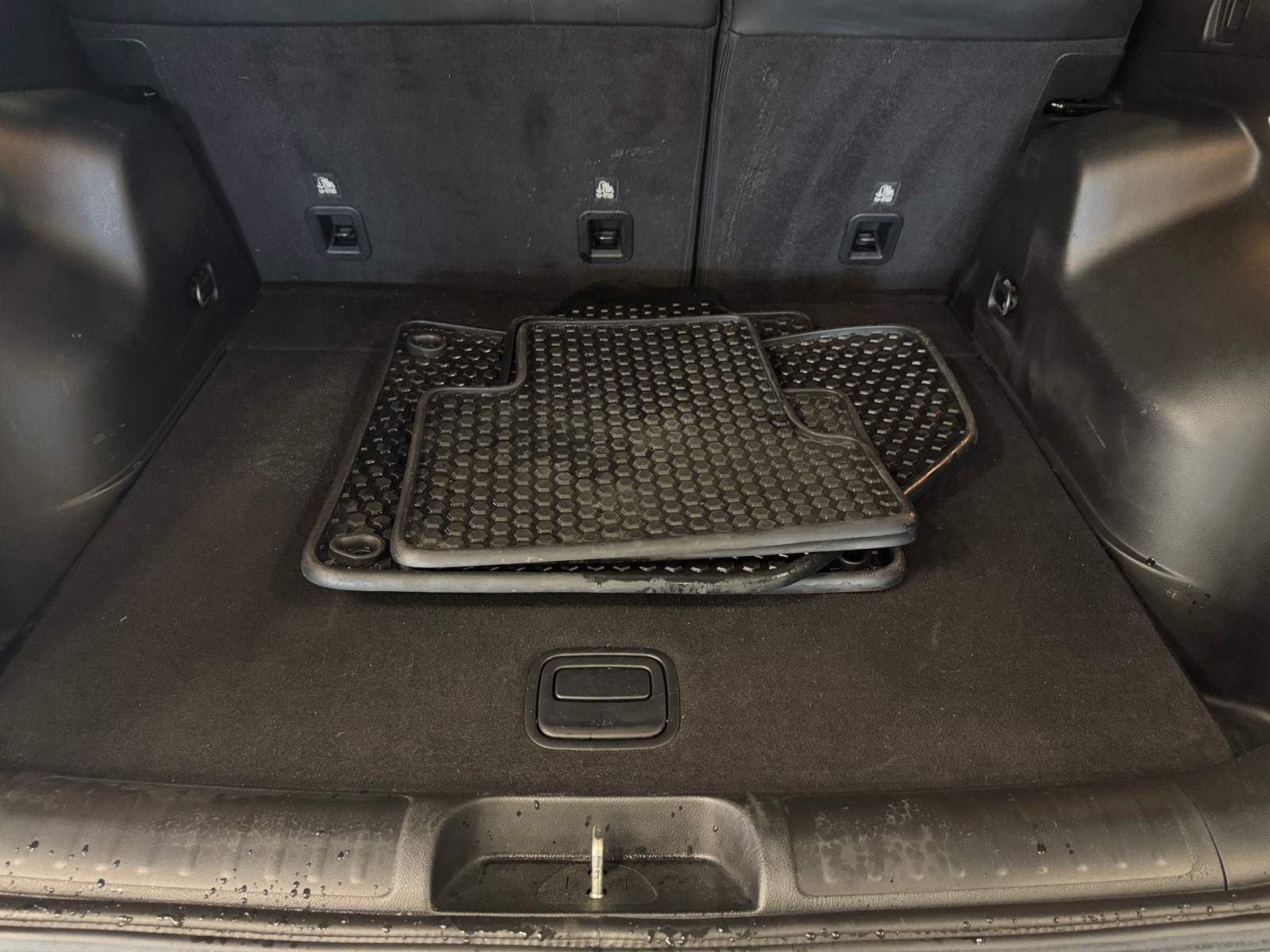 Thumbnail: 2020 Jeep Cherokee - 6